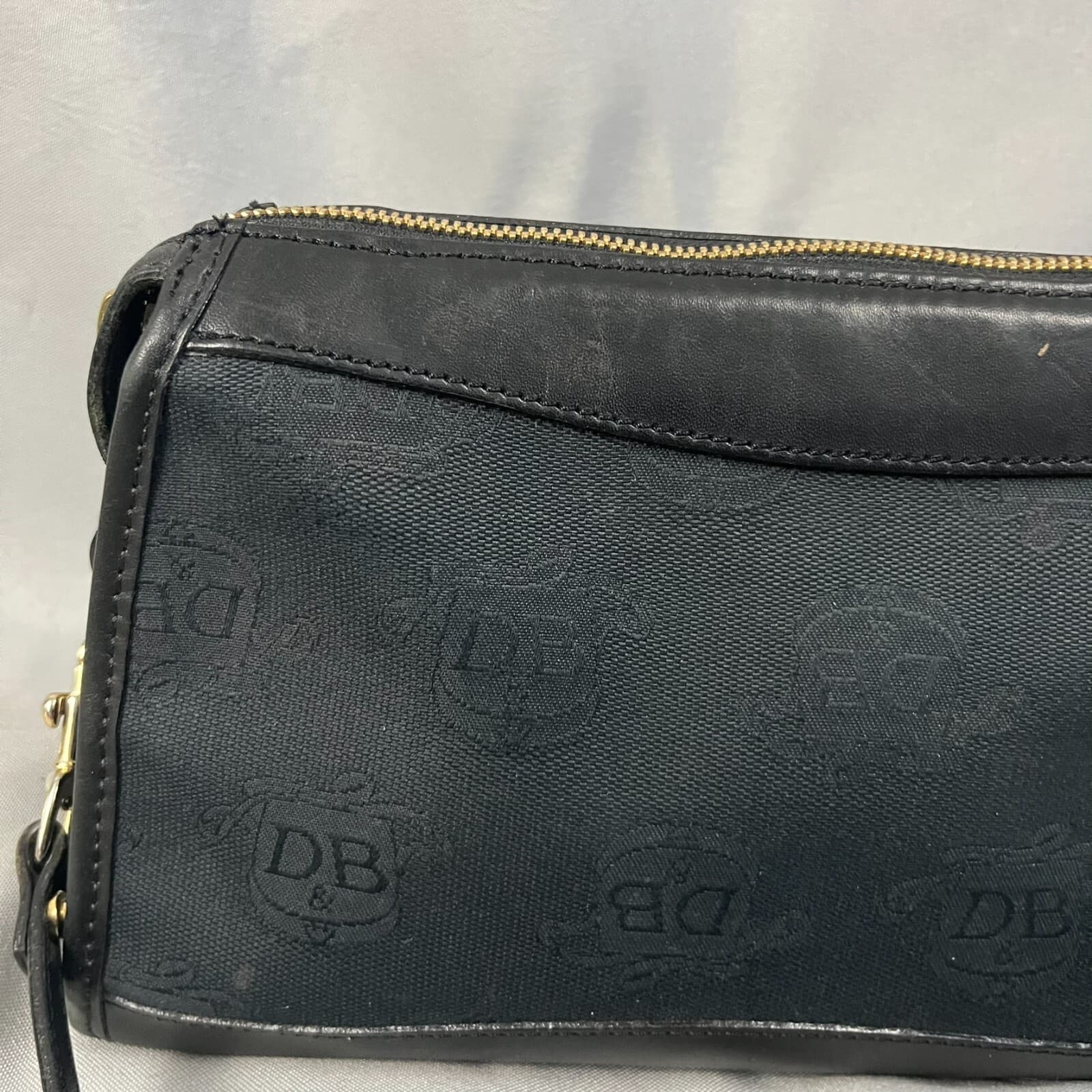 Dooney & Bourke Women's Handbag Black Signature Adjustable Strap Crossbody Bag - Thumbnail 2