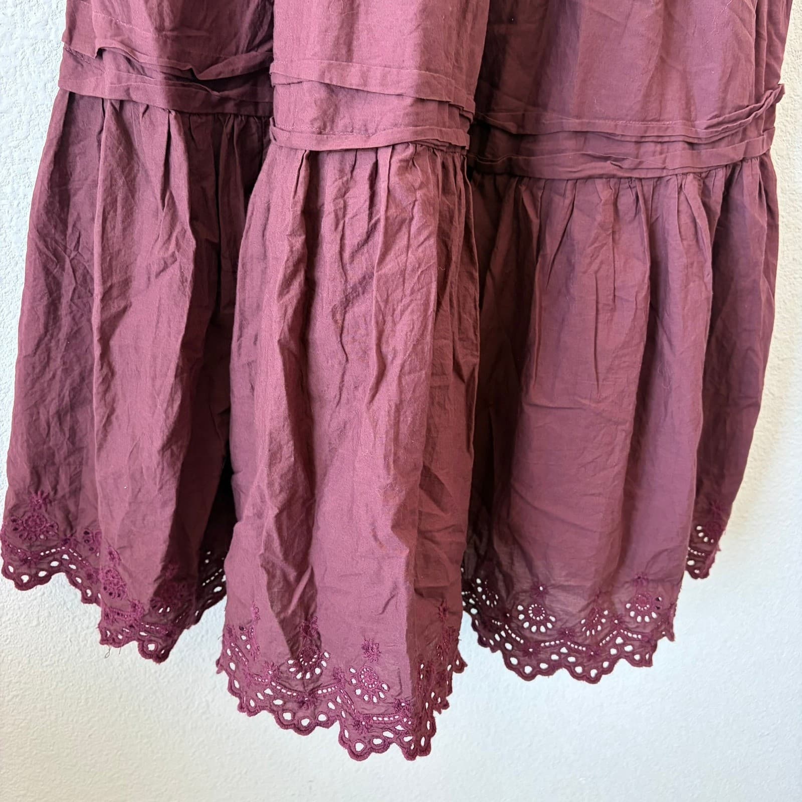 Madewell Midi Dress Women 00 Burgundy Eyelet Smocked Tiered Pockets Cottagecore - Thumbnail 3