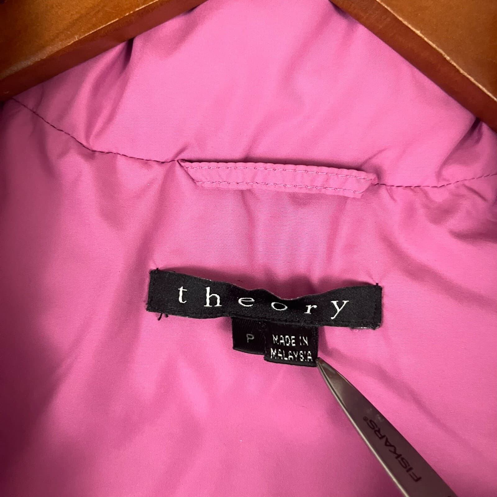 Theory Womens Down Puffer Vest Jacket Size "P" Bubble Gum Pink Hooded STAINED - Thumbnail 5
