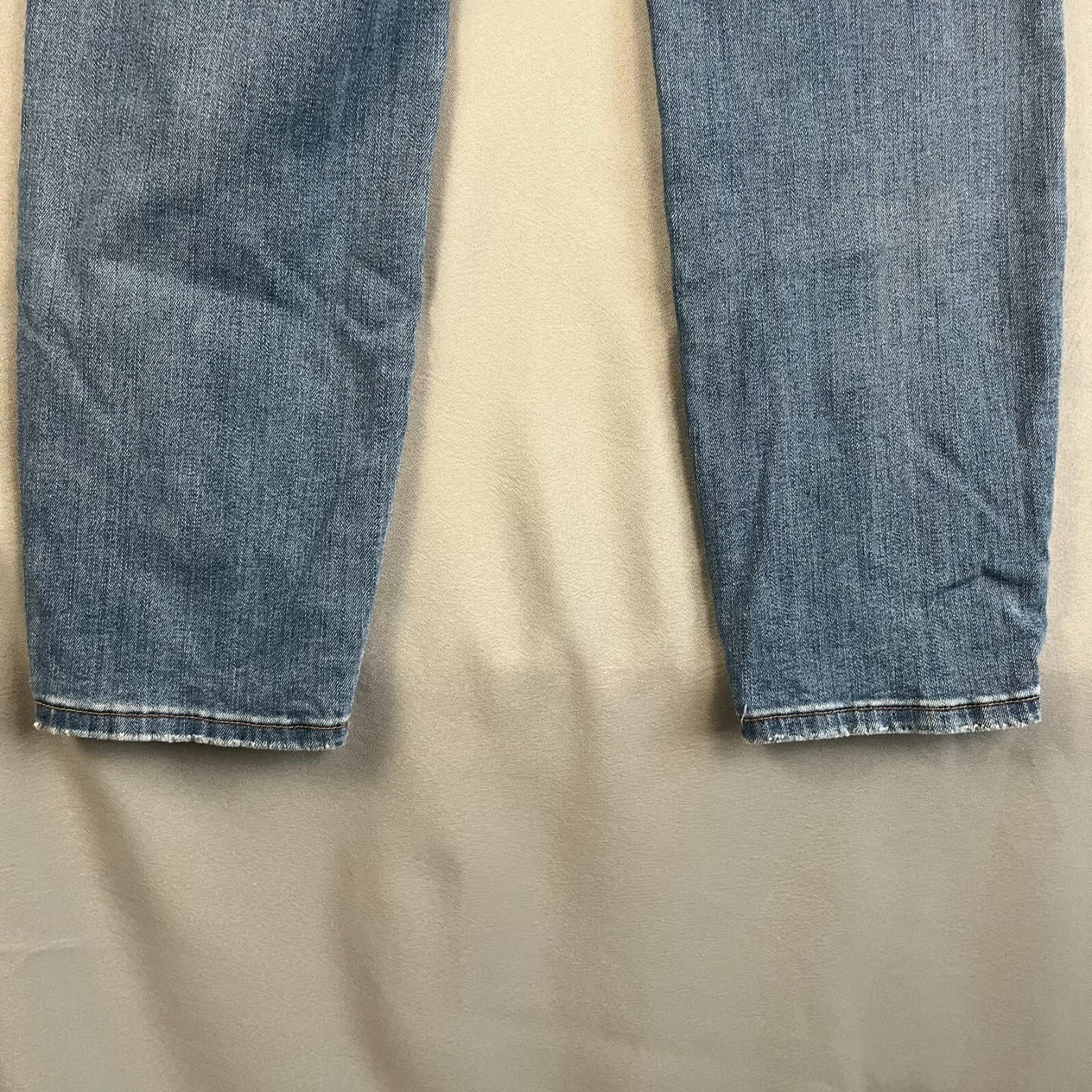 Judy Blue Jeans Women's 11/30 Blue Denim Cotton Stretch Tapered Leg Zip Fly - Thumbnail 4