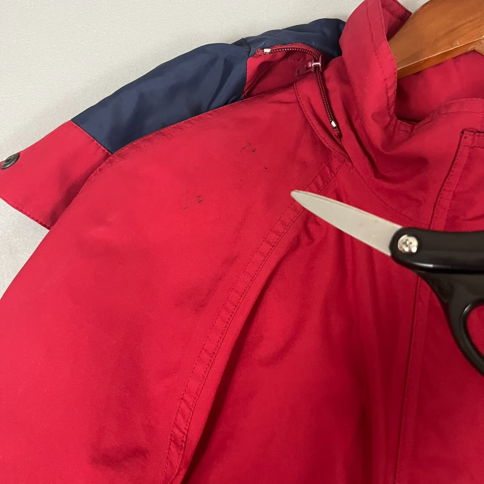 Eddie Bauer Anorak Jacket Women's Small Petite Dark Red Gore-Tex Hooded Full Zip - Thumbnail 2