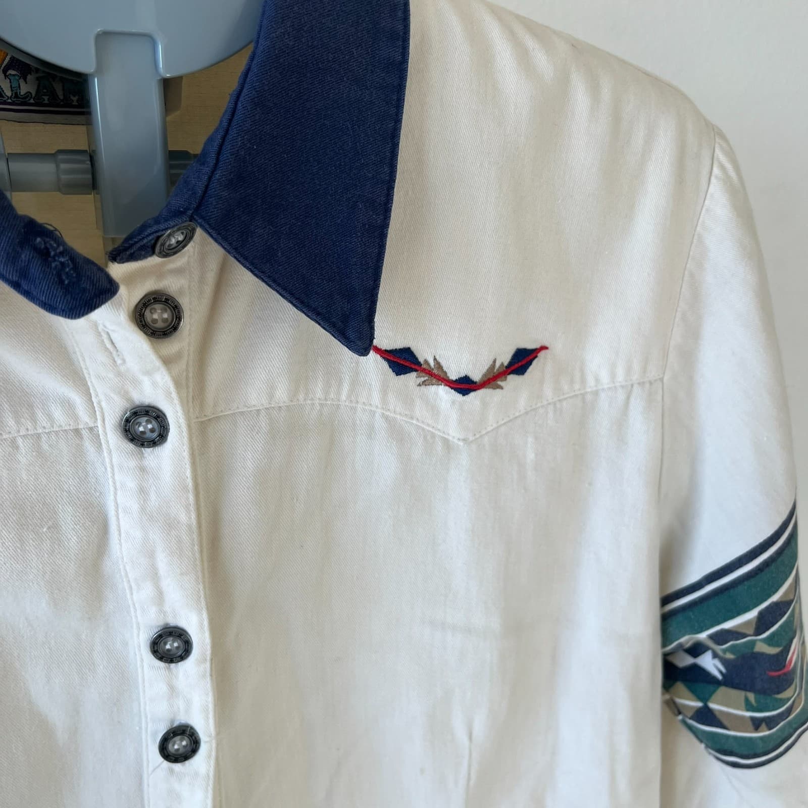 Vintage Western Shirt Womens Large Black Blue Red Button Up Aztec Southwest - Thumbnail 2