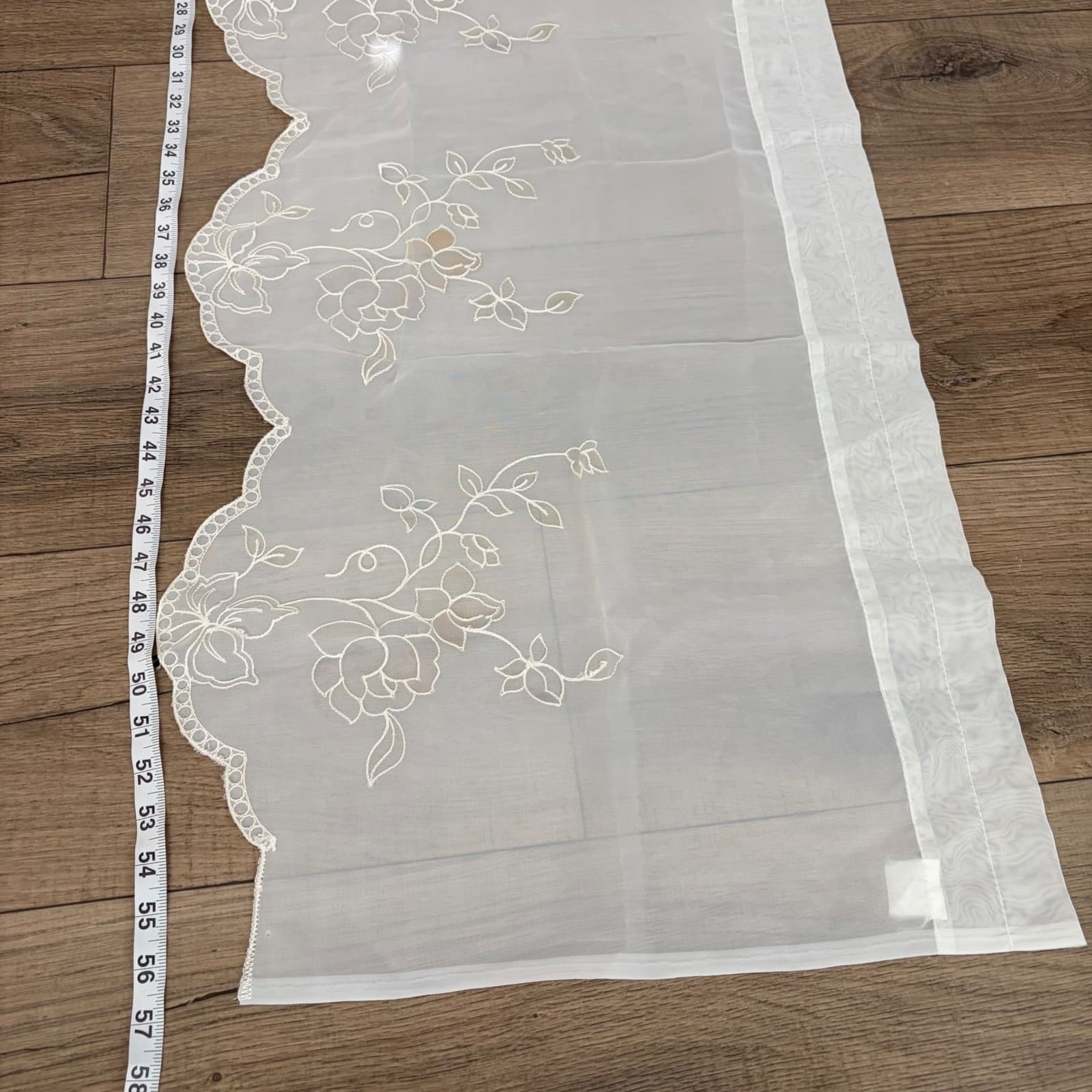 Vintage Window Valance Home 58x18 White Floral Embroidered Scalloped Sheer - Thumbnail 5
