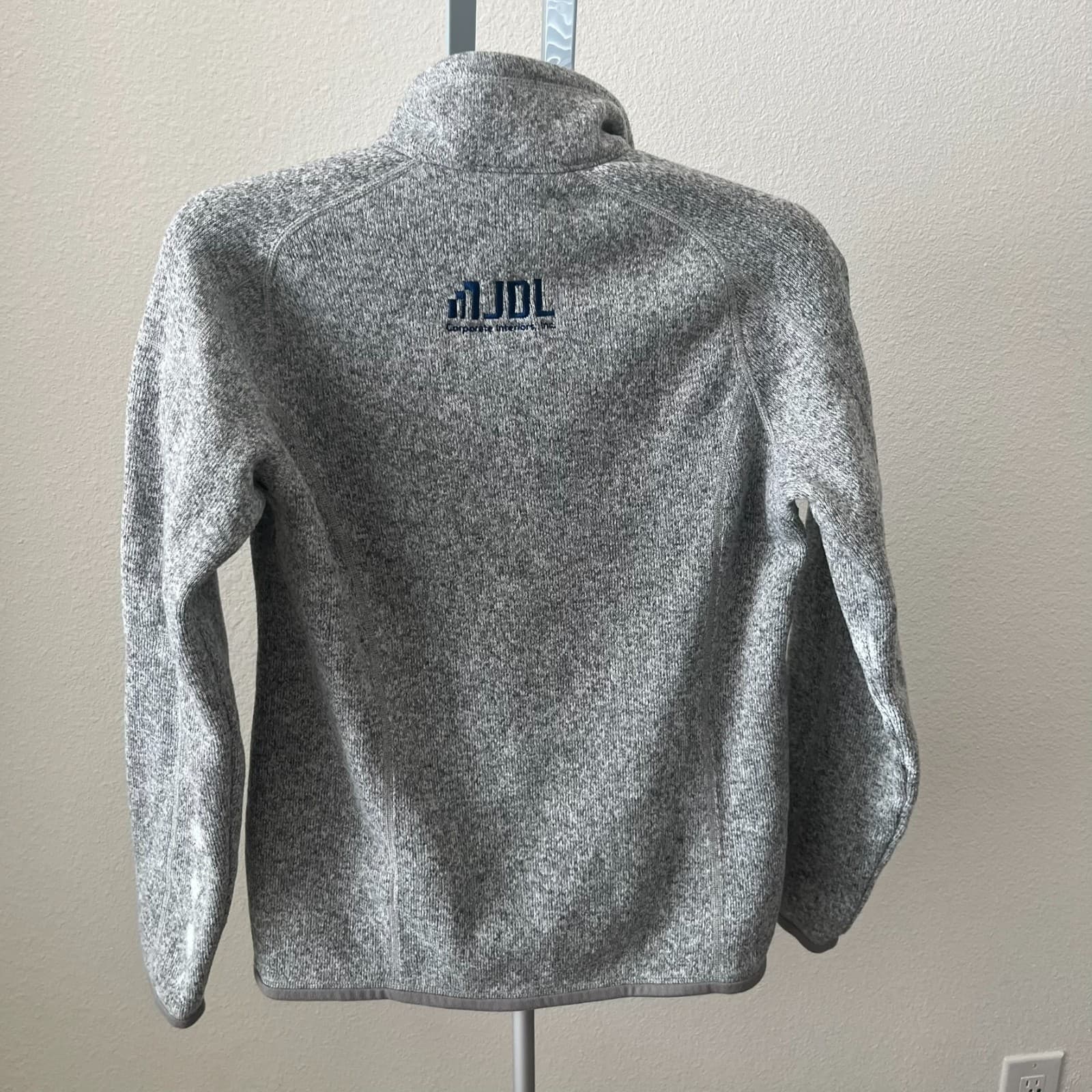 Patagonia Women's Medium Heather Gray Worn Wear Better Sweater 1/4-Zip Fleece - Thumbnail 4