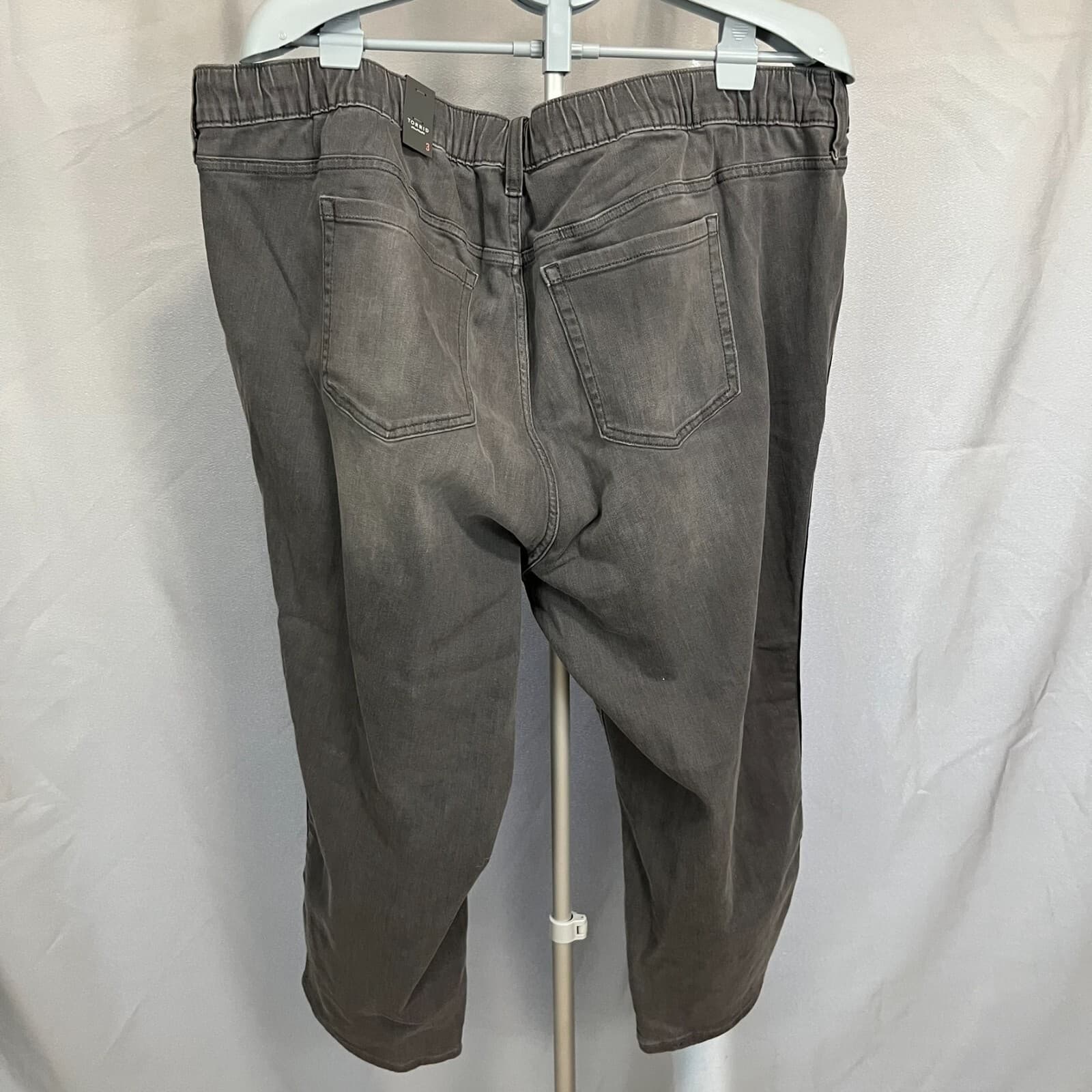 Torrid Jeans Sz 3/ 22-24/3X Gray Crop Pull on Boyfriend Straight Mid-Rise Racer - Thumbnail 3