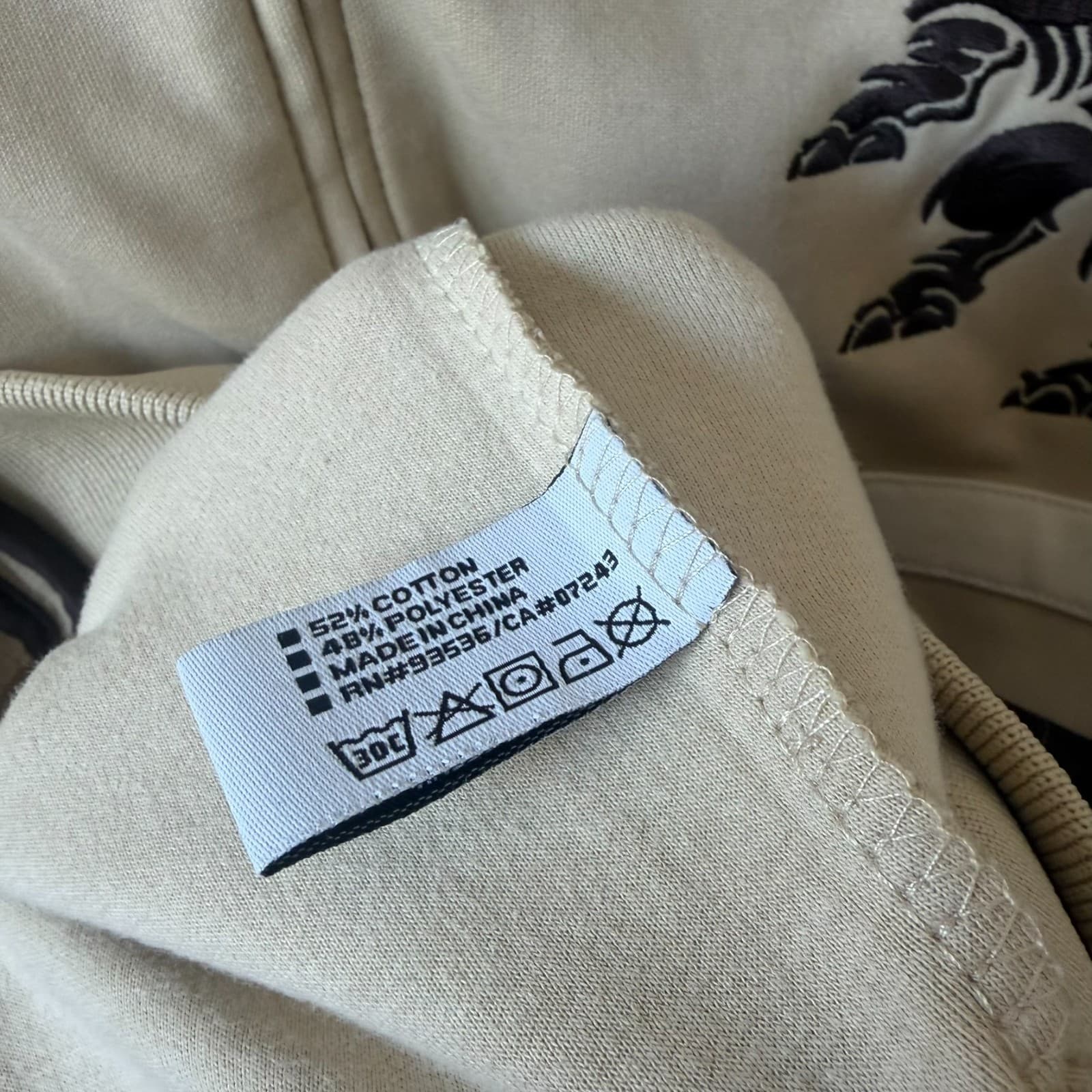 Ecko Unlimited Jacket Size L Beige Zip-Up Rhinoceros Graphic Y2K Performance - Thumbnail 4