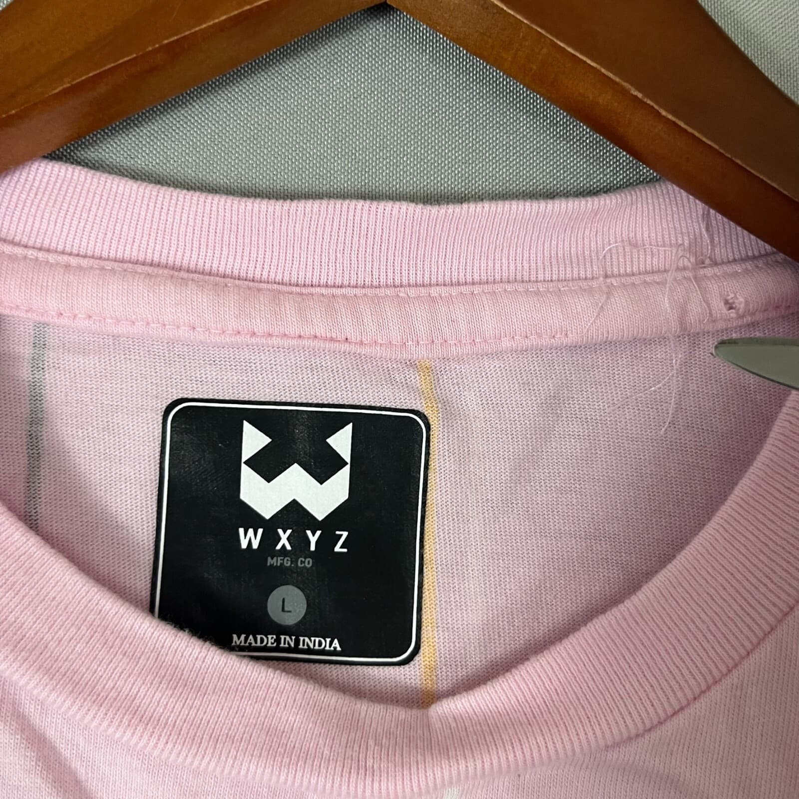 WXYZ Shirt Men's Large Pink Find Balance Short Sleeve Bloke Thin Stripe Soccer - Thumbnail 3