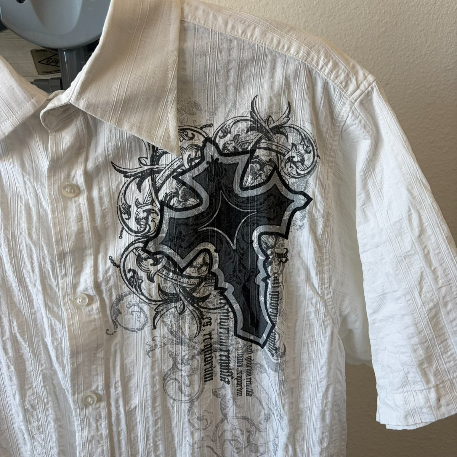 VTG Eighty Eight Button Short Sleeve Shirt Mens XL White Cross Grunge Y2K Punk - Thumbnail 3