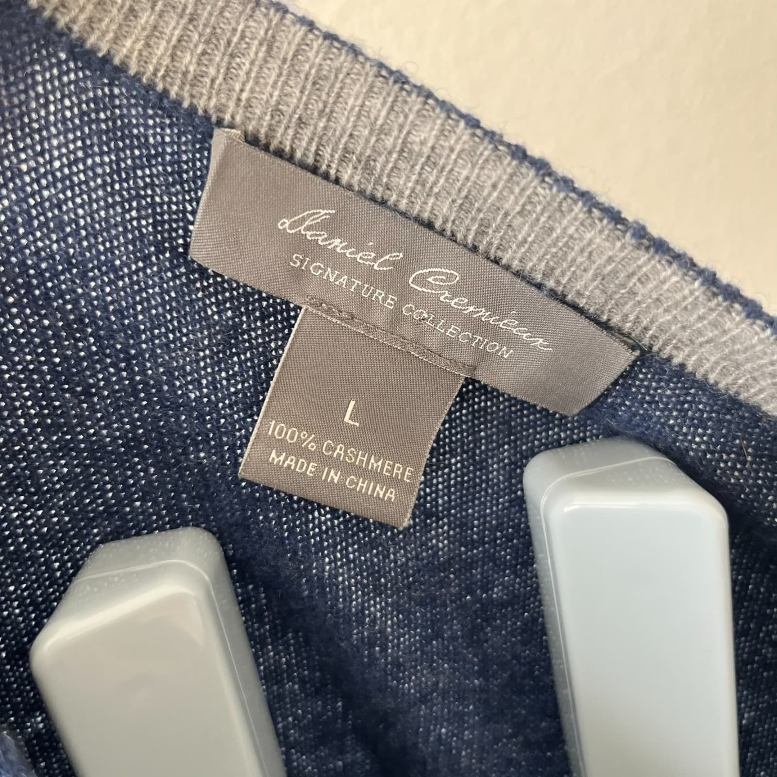 Daniel Cremieux Signature 100% Cashmere Sweater L Navy Blue Elbow Patch Luxury - Thumbnail 3