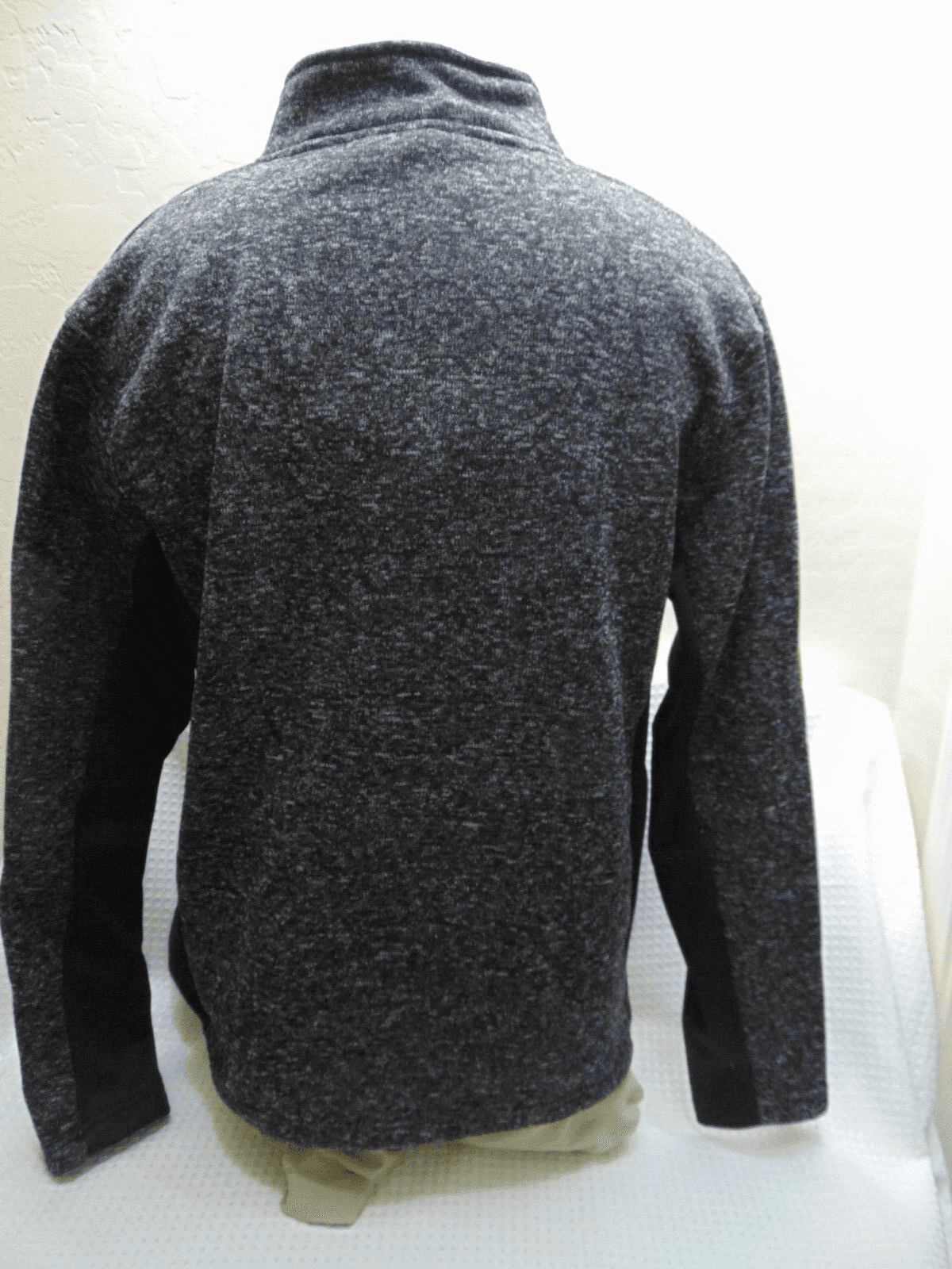 Ducks Unlimited Jacket Black & Gray Mens Size MED Fleece Two Tone Outdoor Gorp - Thumbnail 2