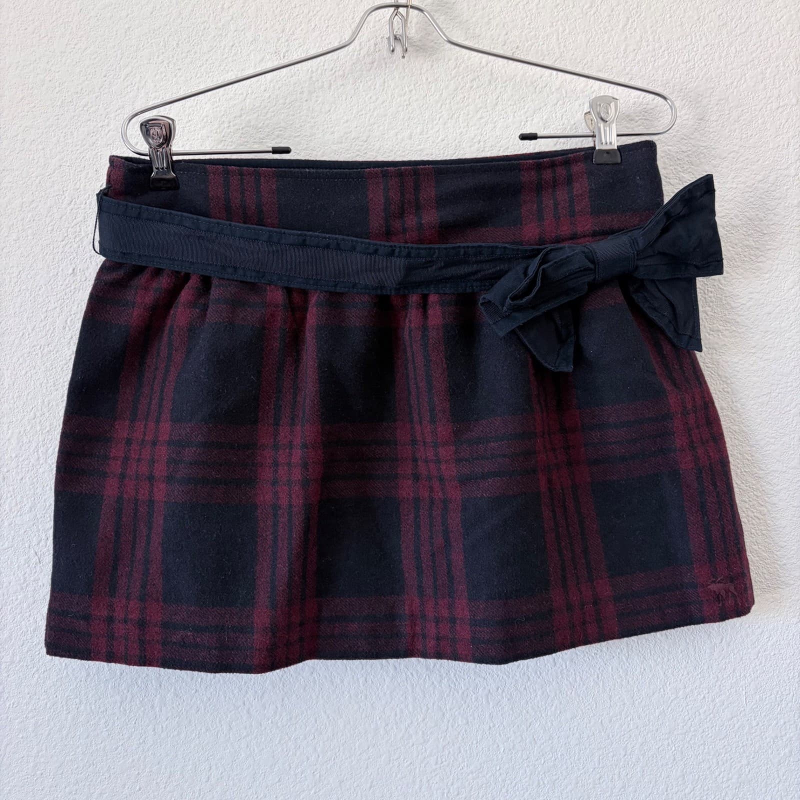 Abercrombie & Fitch Women Y2K Tartan Plaid Pleated Mini Skirt Burgundy Bow Sz 8 - Thumbnail 2