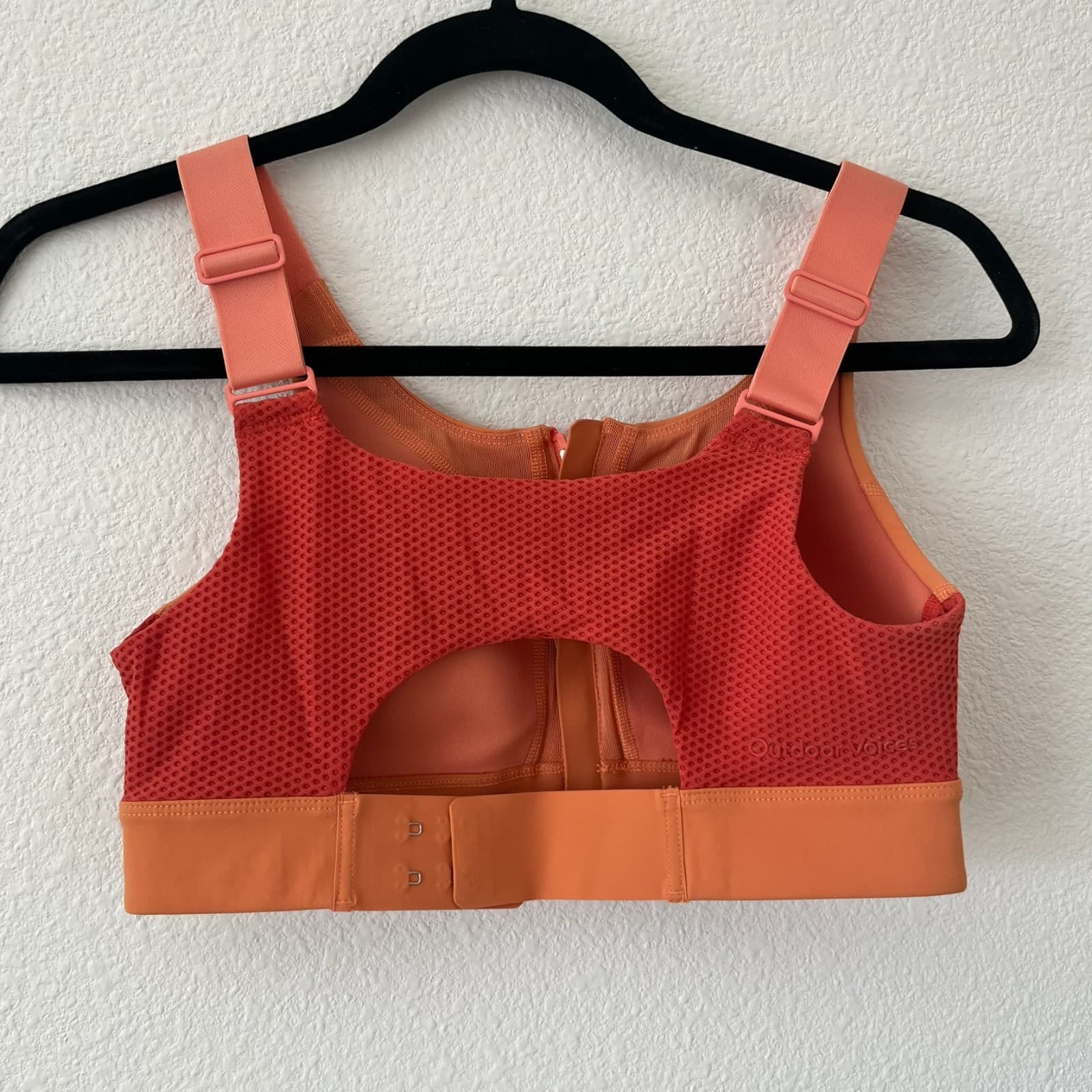 Outdoor Voices Powerhouse Mesh Breathable Front Zip Sports Bra SM/Med B Cup - Thumbnail 3