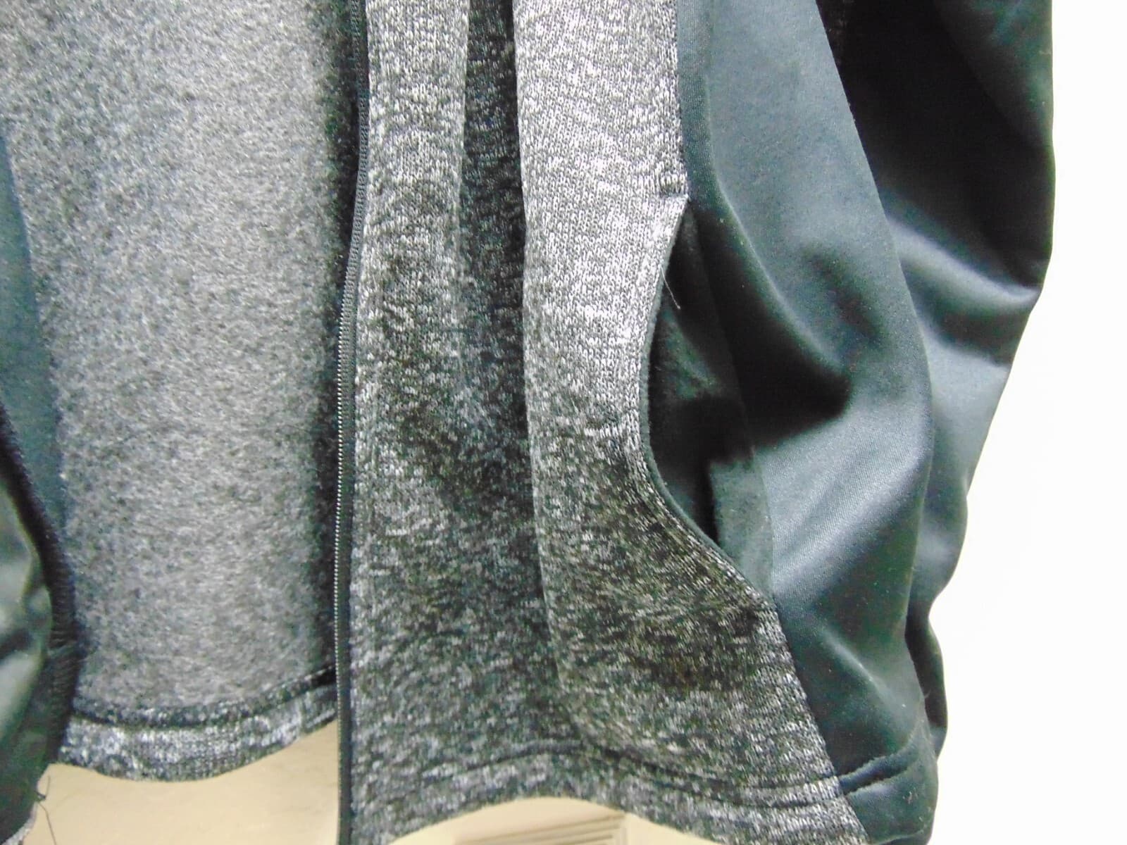 Ducks Unlimited Jacket Black & Gray Mens Size MED Fleece Two Tone Outdoor Gorp - Thumbnail 11