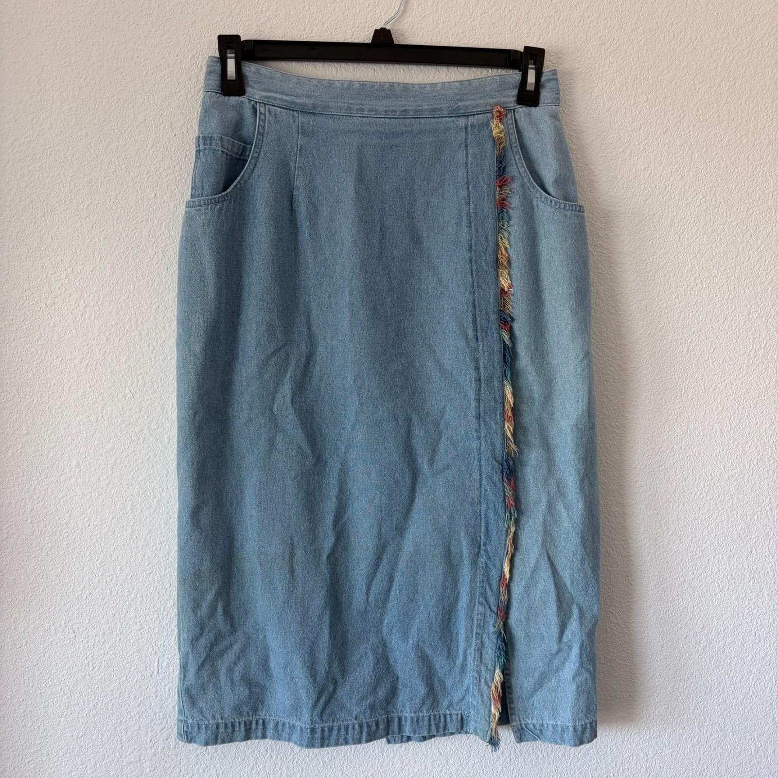 City Girl Sport Denim Skirt Size 10 Light Wash Fringe Trim RN 83254 USA Made Y2K - Thumbnail 2