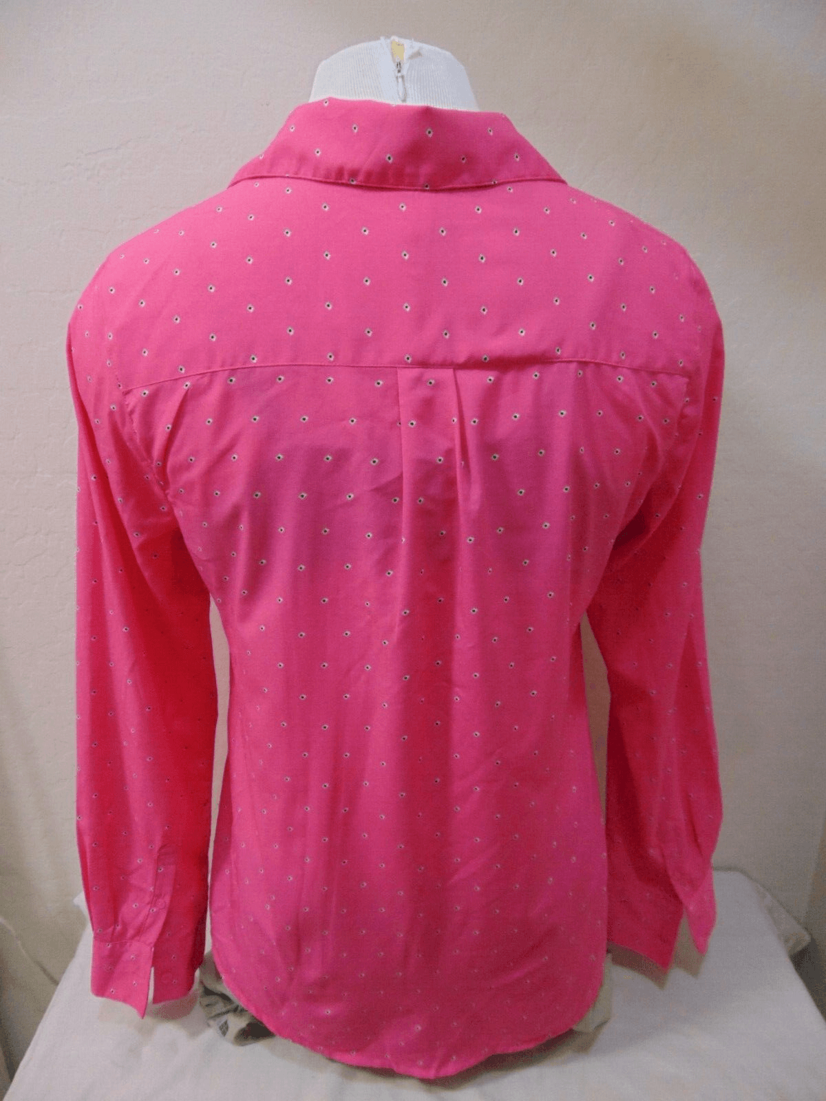 Merona Button Blouse Shirt Relaxed Fit Shrink Resistant Pink W/ Dots - Size XL - Thumbnail 4