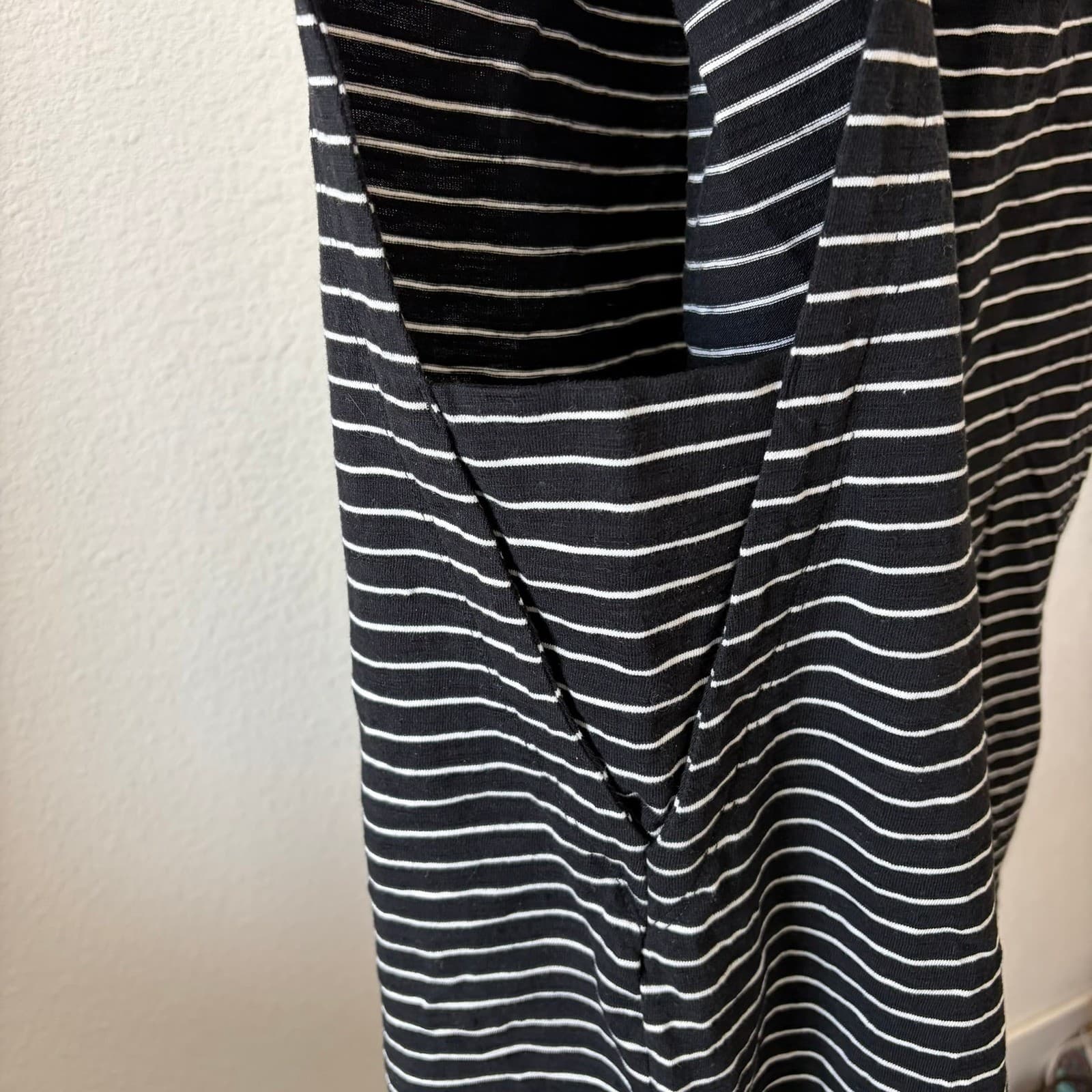 Evereve Striped Shift Dress Womens Large Black White Cotton Sleeveless ED9272E - Thumbnail 2