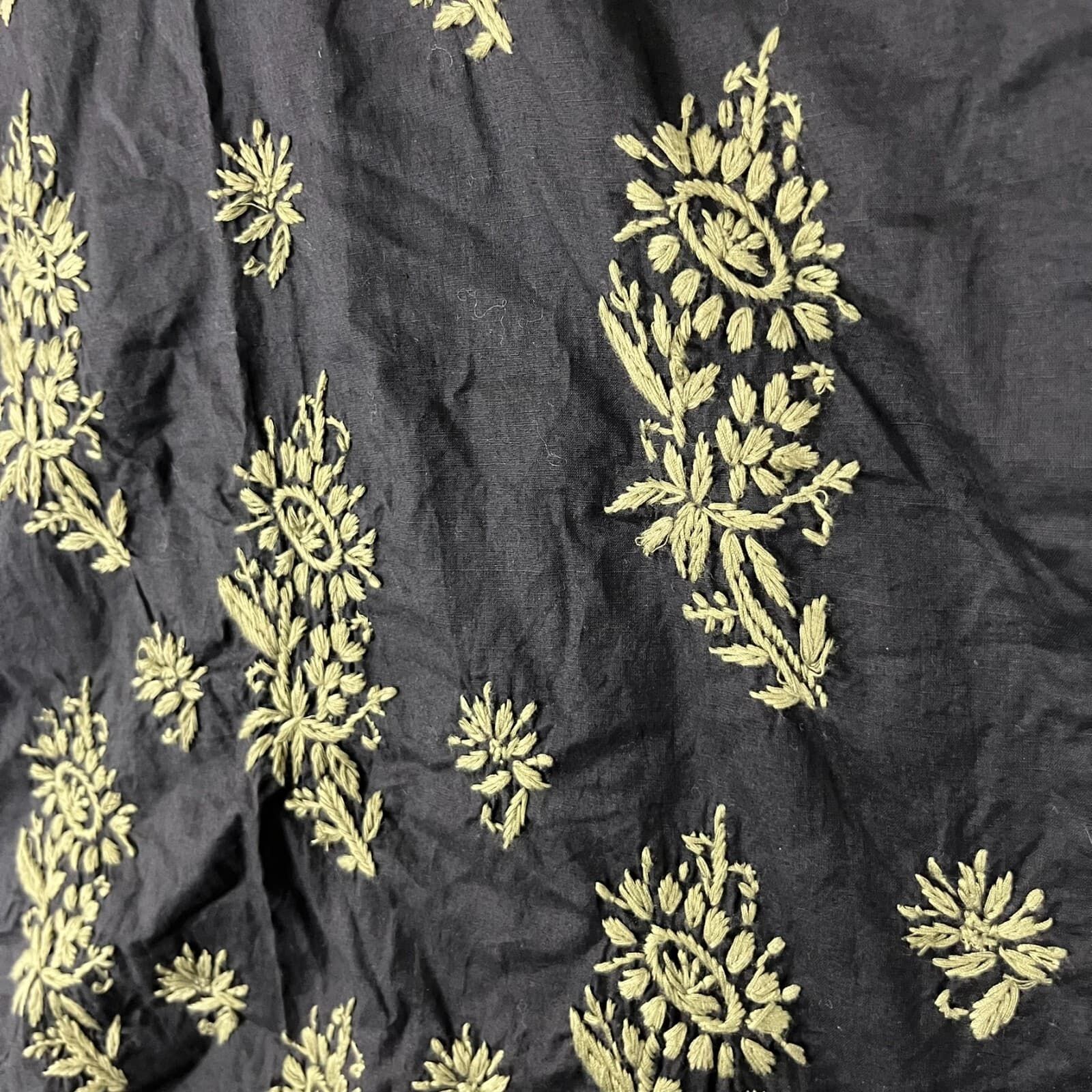 Novica Black & Sage Green LG Cotton Tunic with Hand Embroidered Details Boho - Thumbnail 6