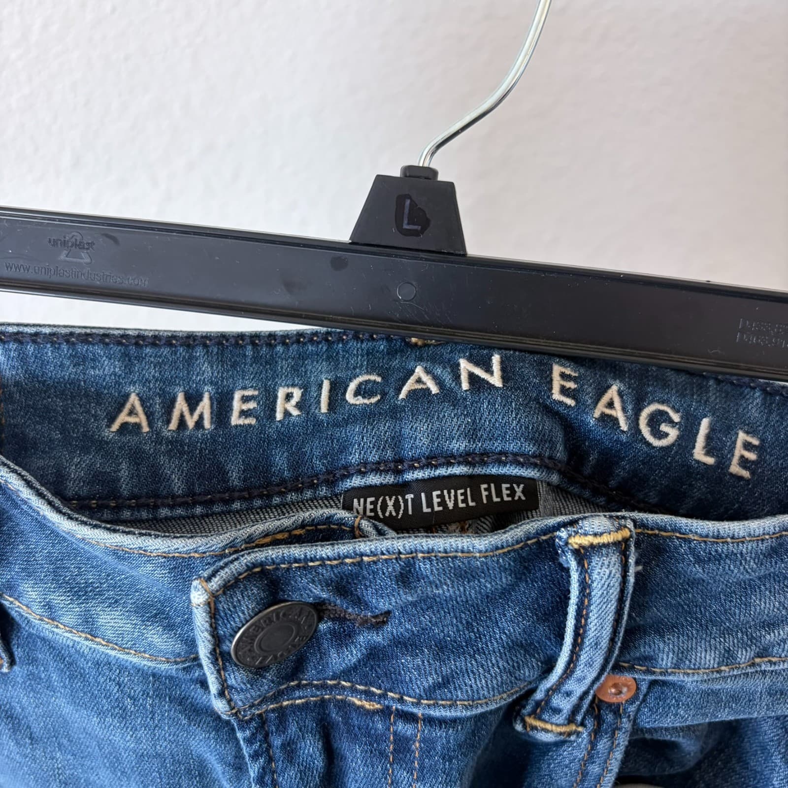 American Eagle Bootcut Jeans 31x32 Medium Wash 99% Cotton AE Denim Casual - Thumbnail 4