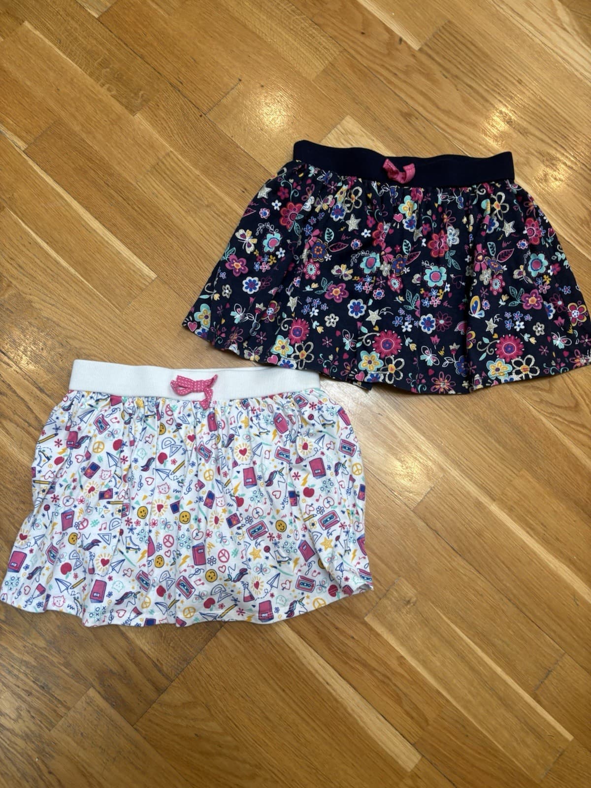 cynthia rowley Girl Skirts 7 8 Navy White Flowers Smiley - Thumbnail 2