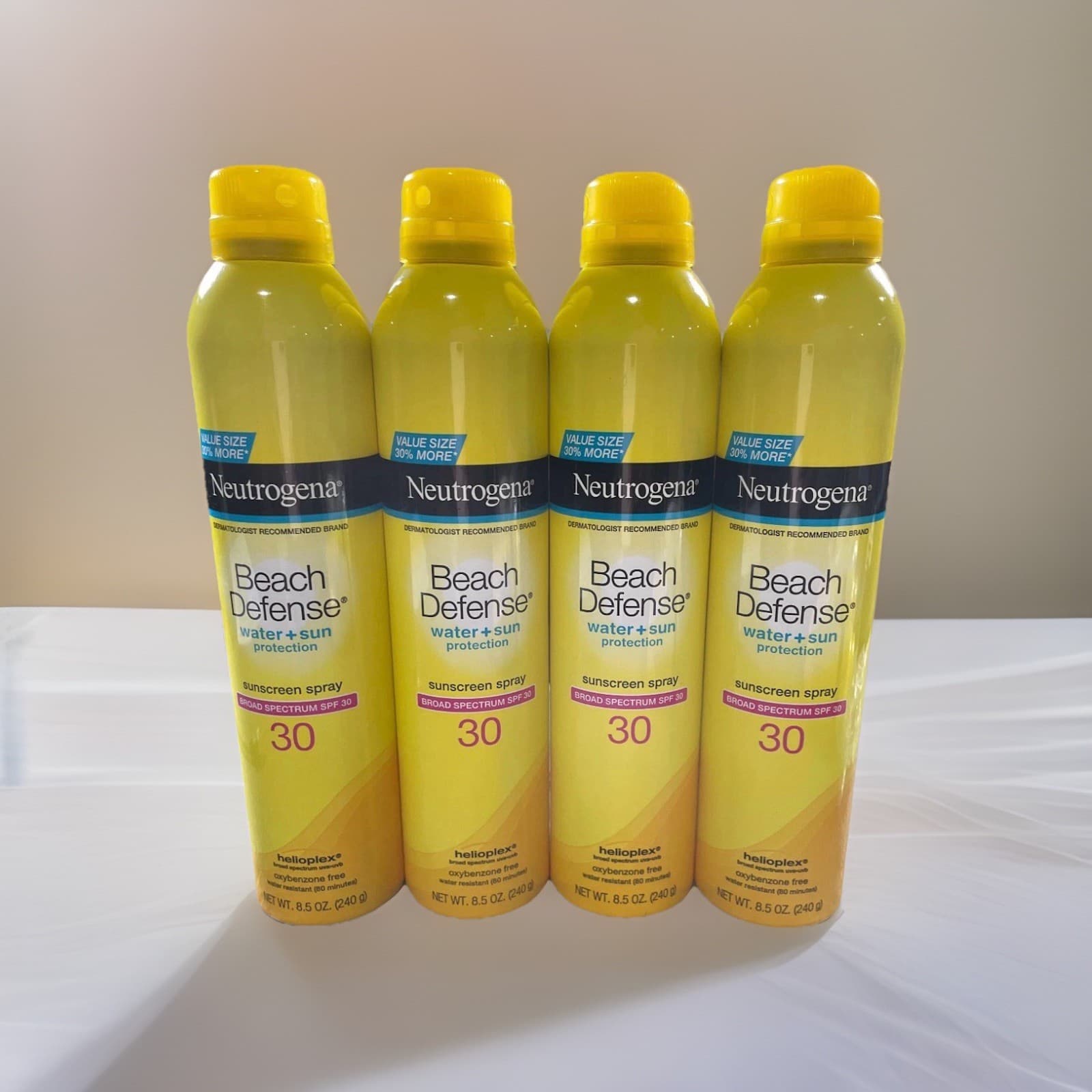 4 PACK Neutrogena Beach Defense Sunscreen Spray Lotion SPF 30 - 8.5 Oz Exp 11/26 - Thumbnail 2
