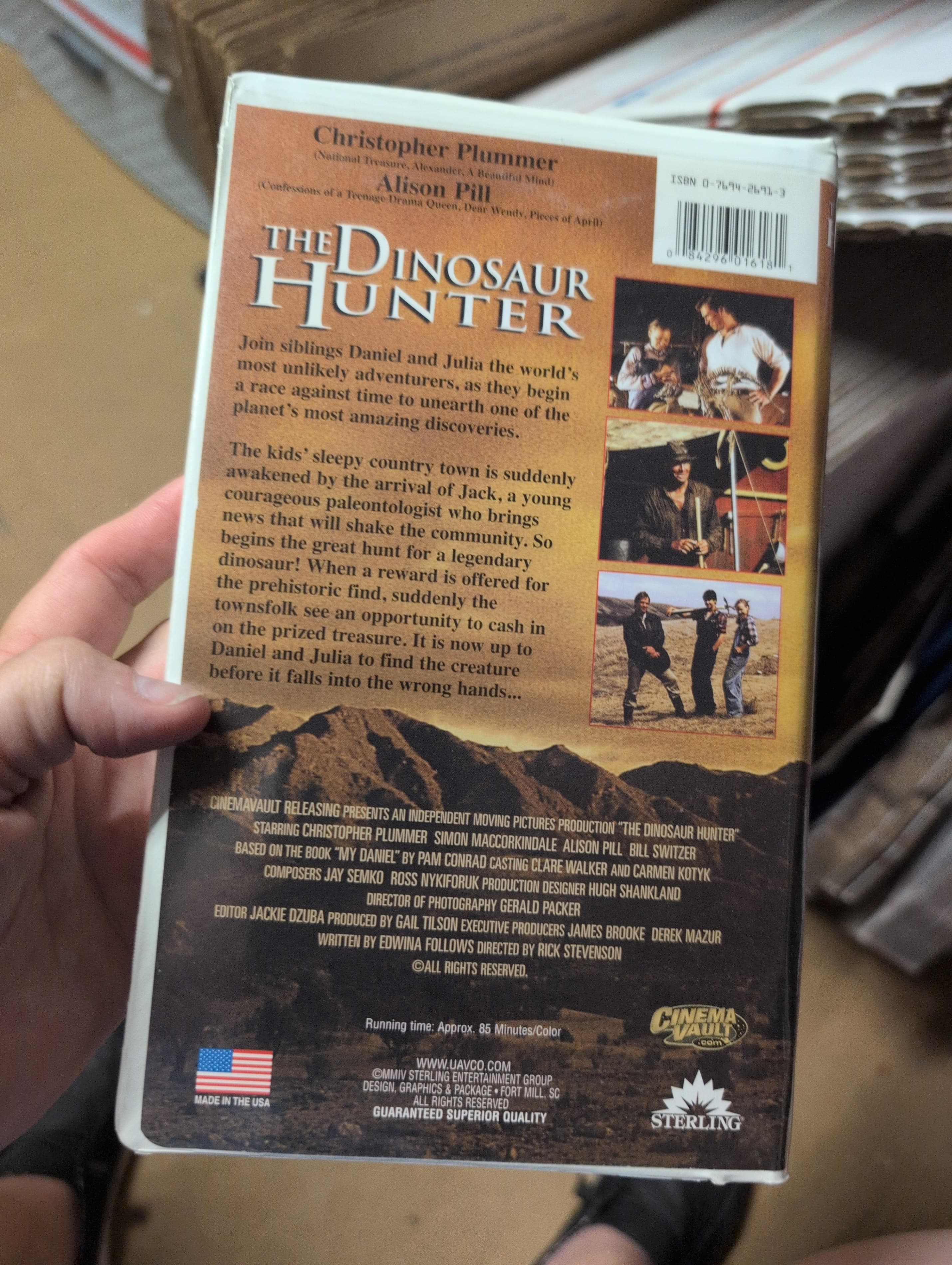 The Dinosaur Hunter VHS Movie - Thumbnail 4