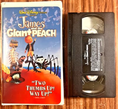 James and the Giant Peach  [VHS] unopened - Thumbnail 3