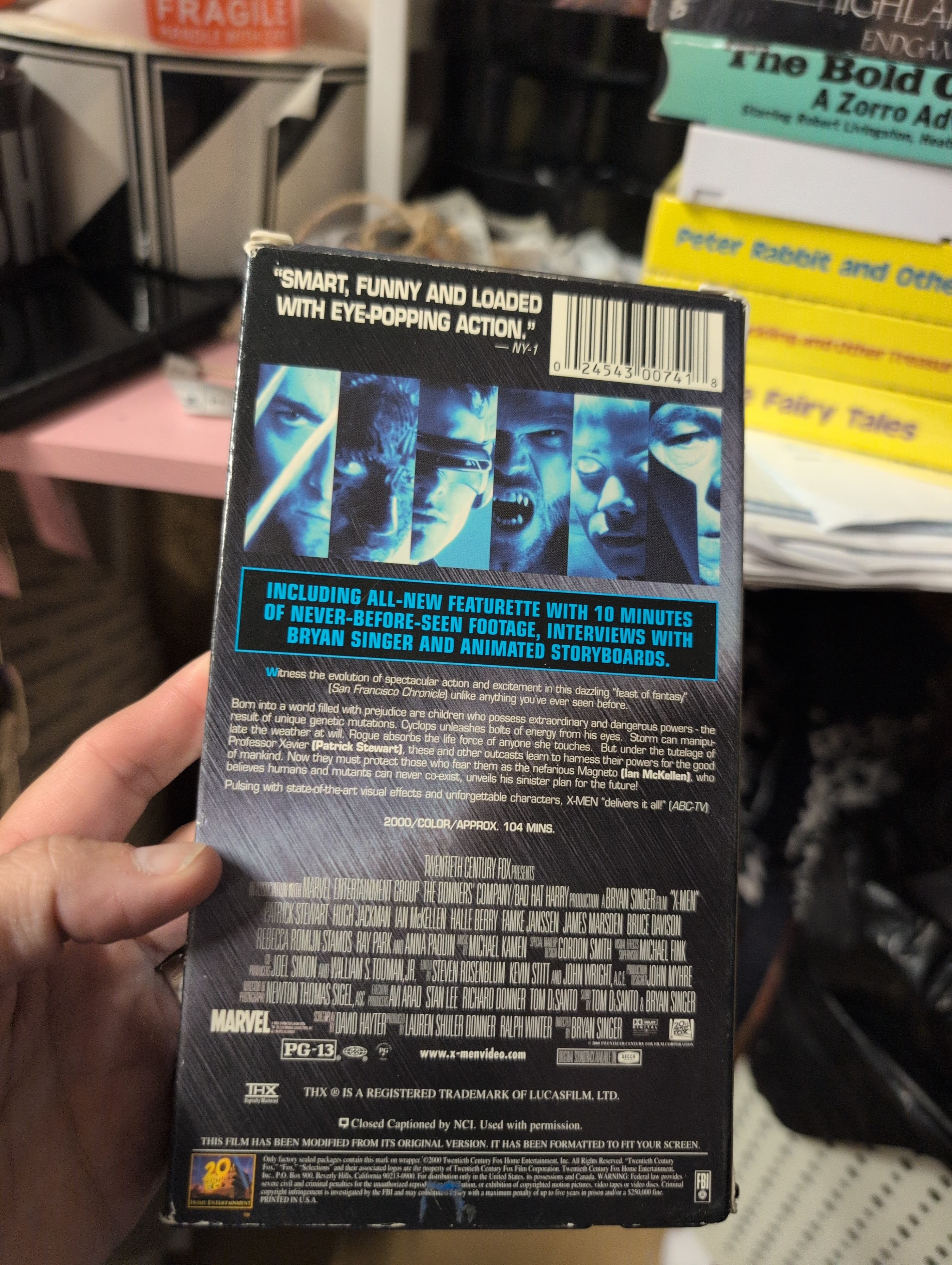 X-Men VHS Tape Marvel 2000 - Thumbnail 7