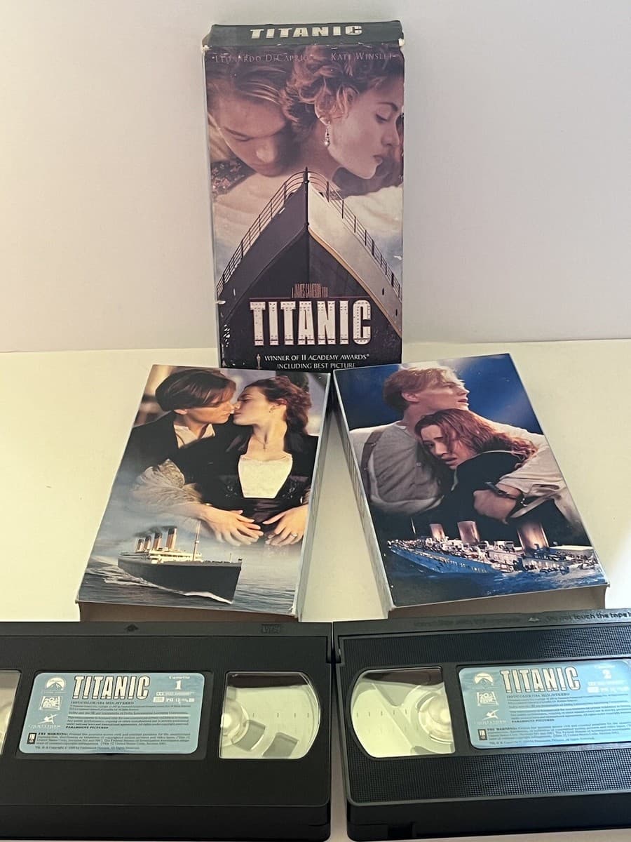 Titanic [VHS] - Thumbnail 7
