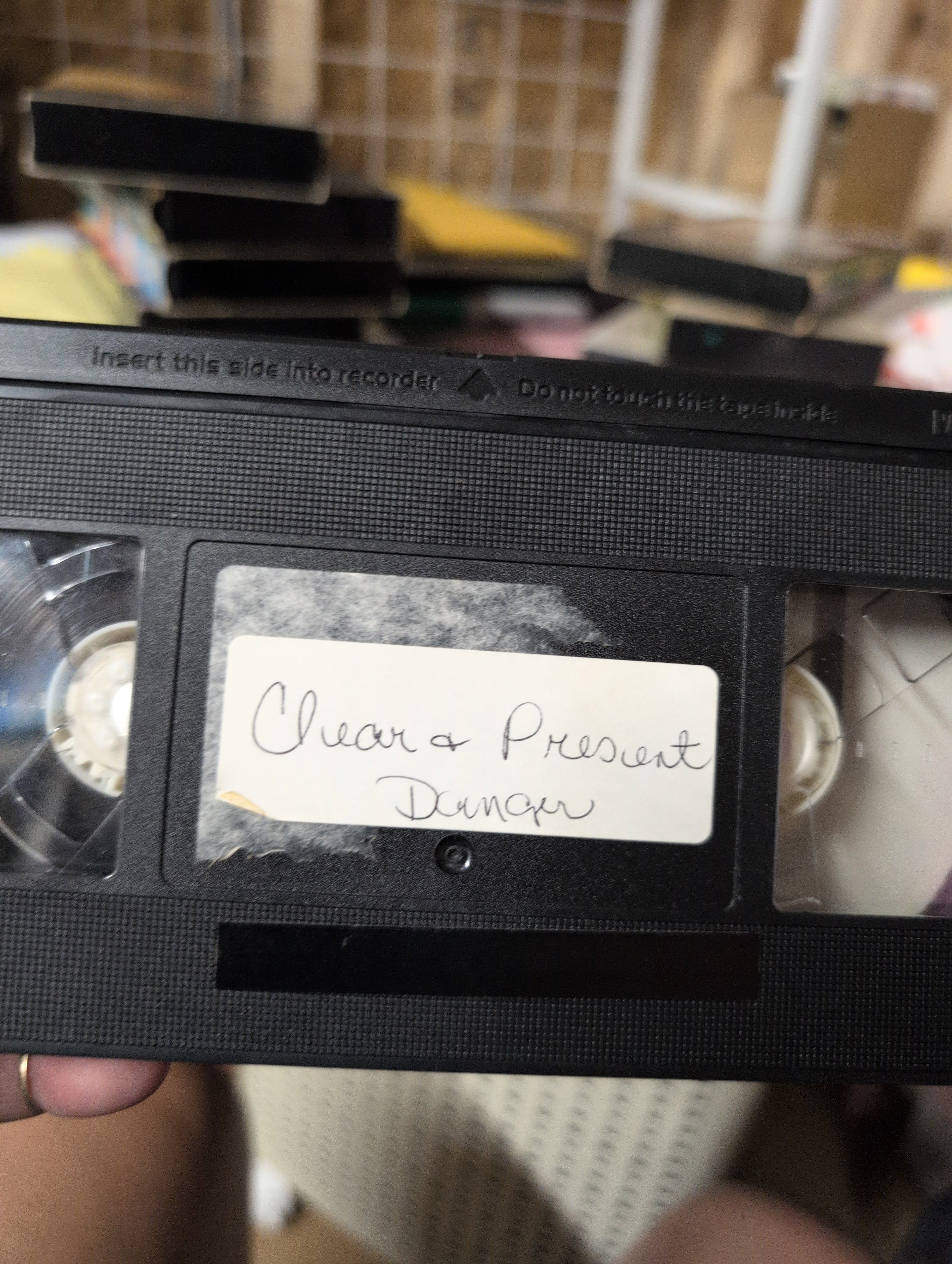 Clear and Present Danger VHS Harrison Ford - Thumbnail 3