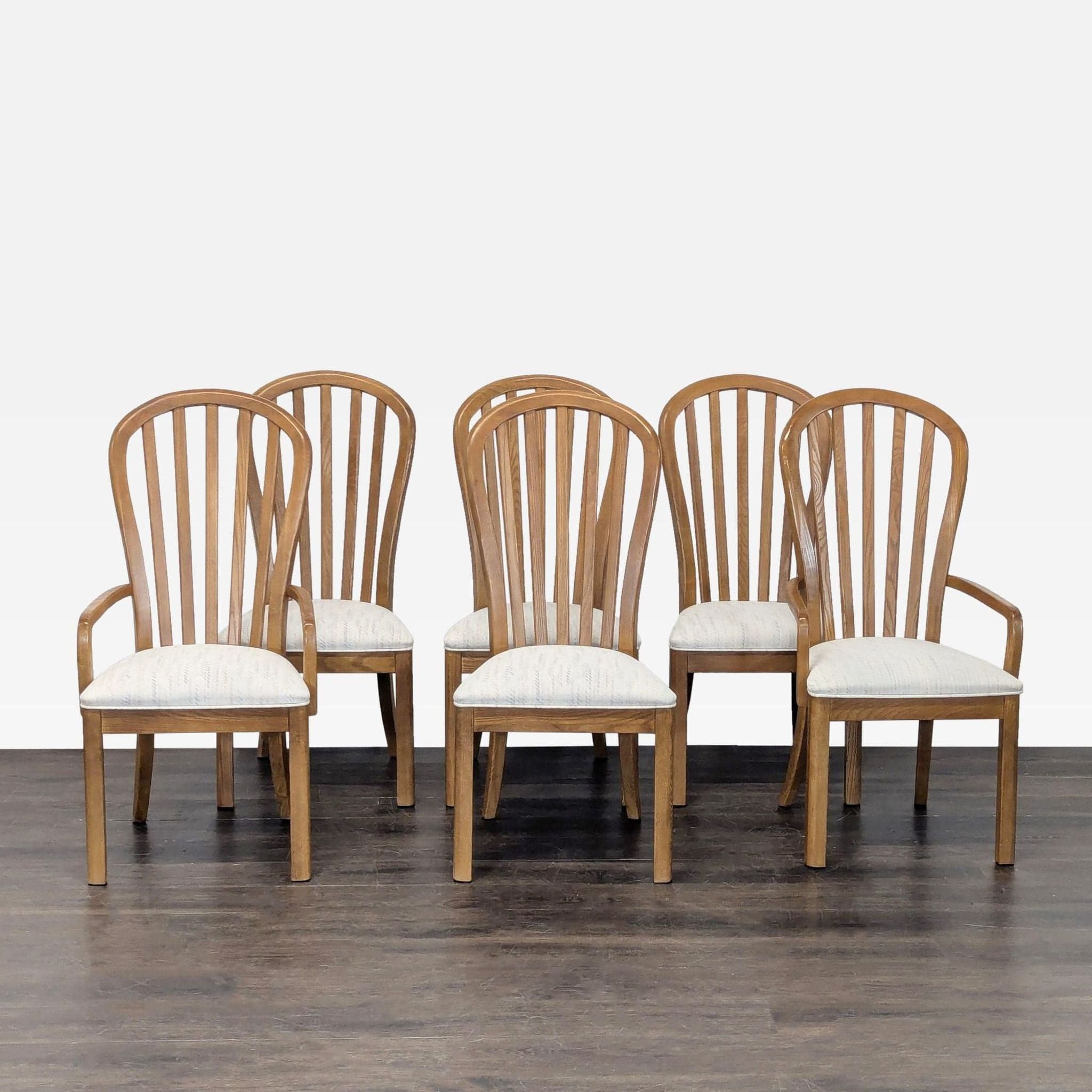 Stanley Furniture 7-Piece Dining Set with Oval Table and Upholstered Chairs - Thumbnail 5