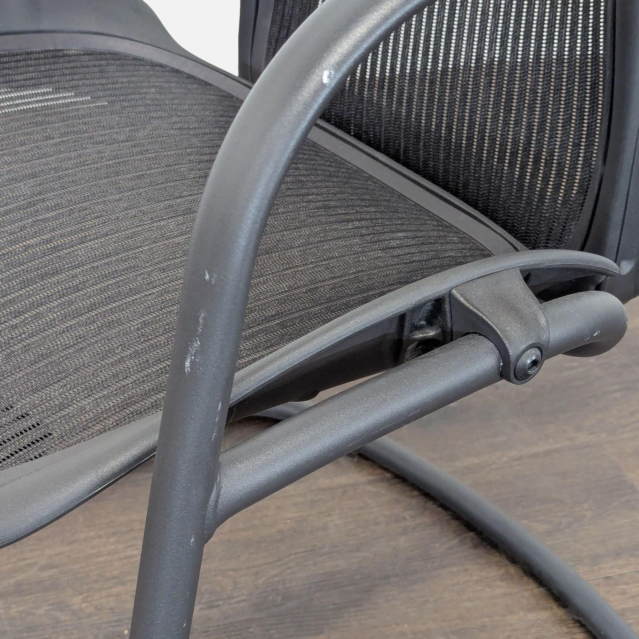 Herman Miller Aeron Black Mesh Cantilever Guest Chair - Thumbnail 3