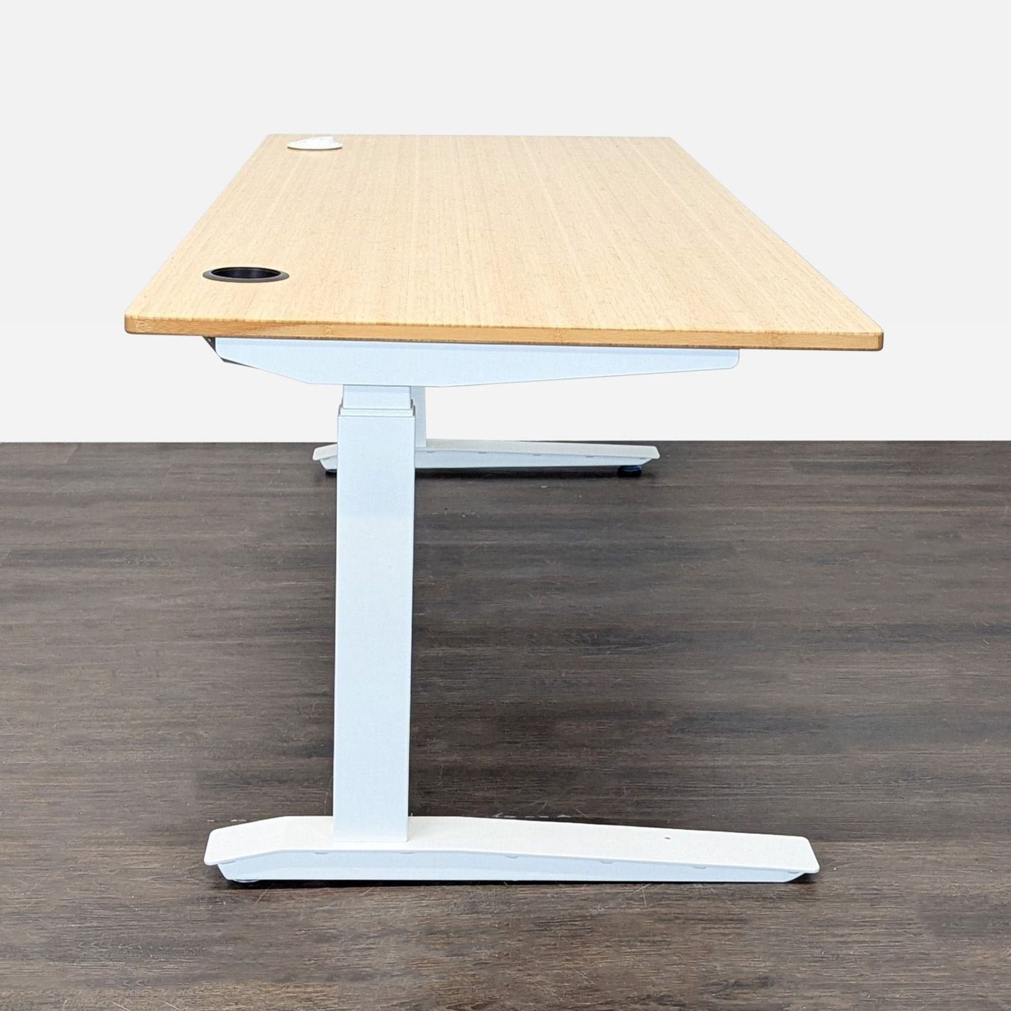 Fully Jarvis Bamboo Electric Adjustable Standing Desk with Programmable Memory - Thumbnail 9