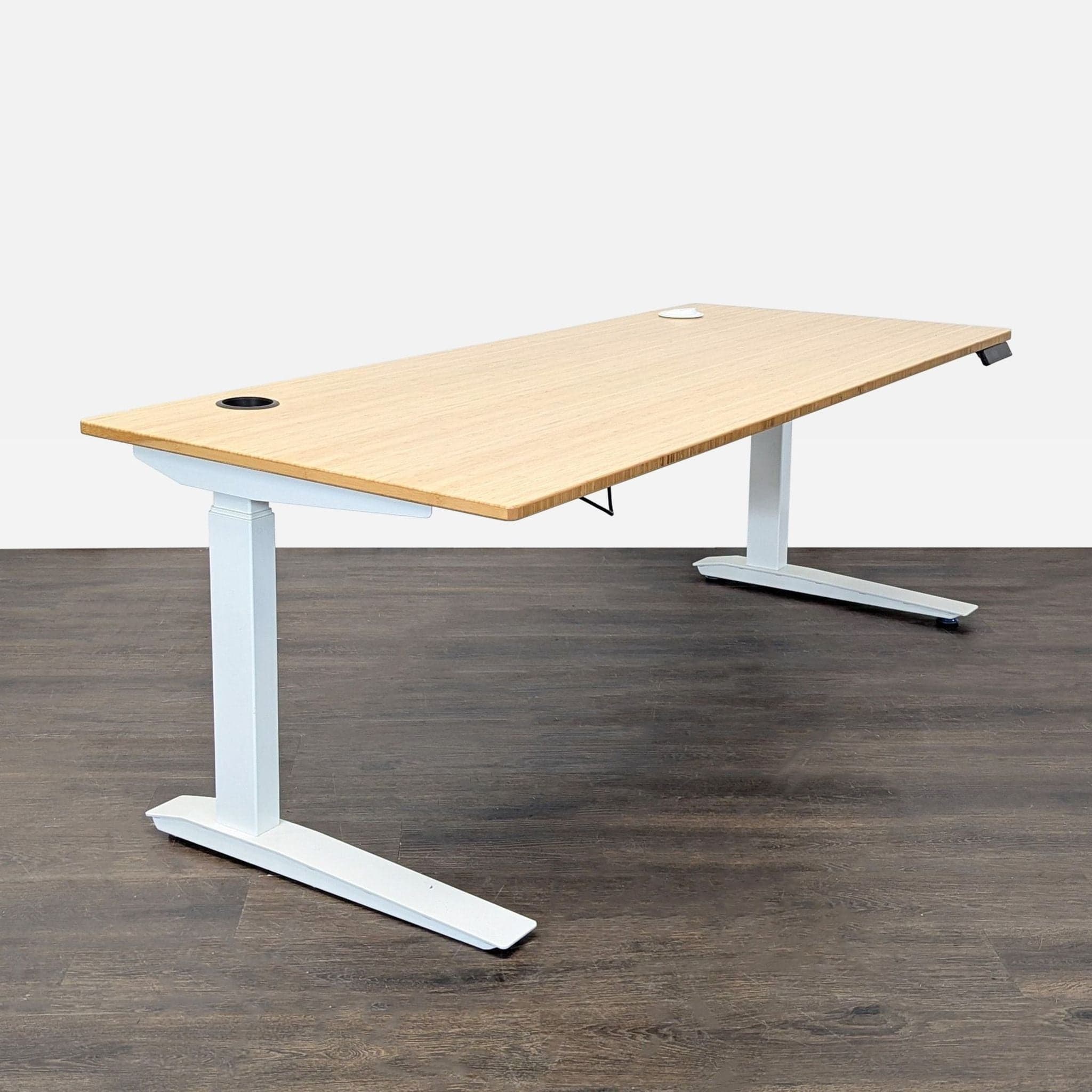 Fully Jarvis Bamboo Electric Adjustable Standing Desk with Programmable Memory - Thumbnail 3