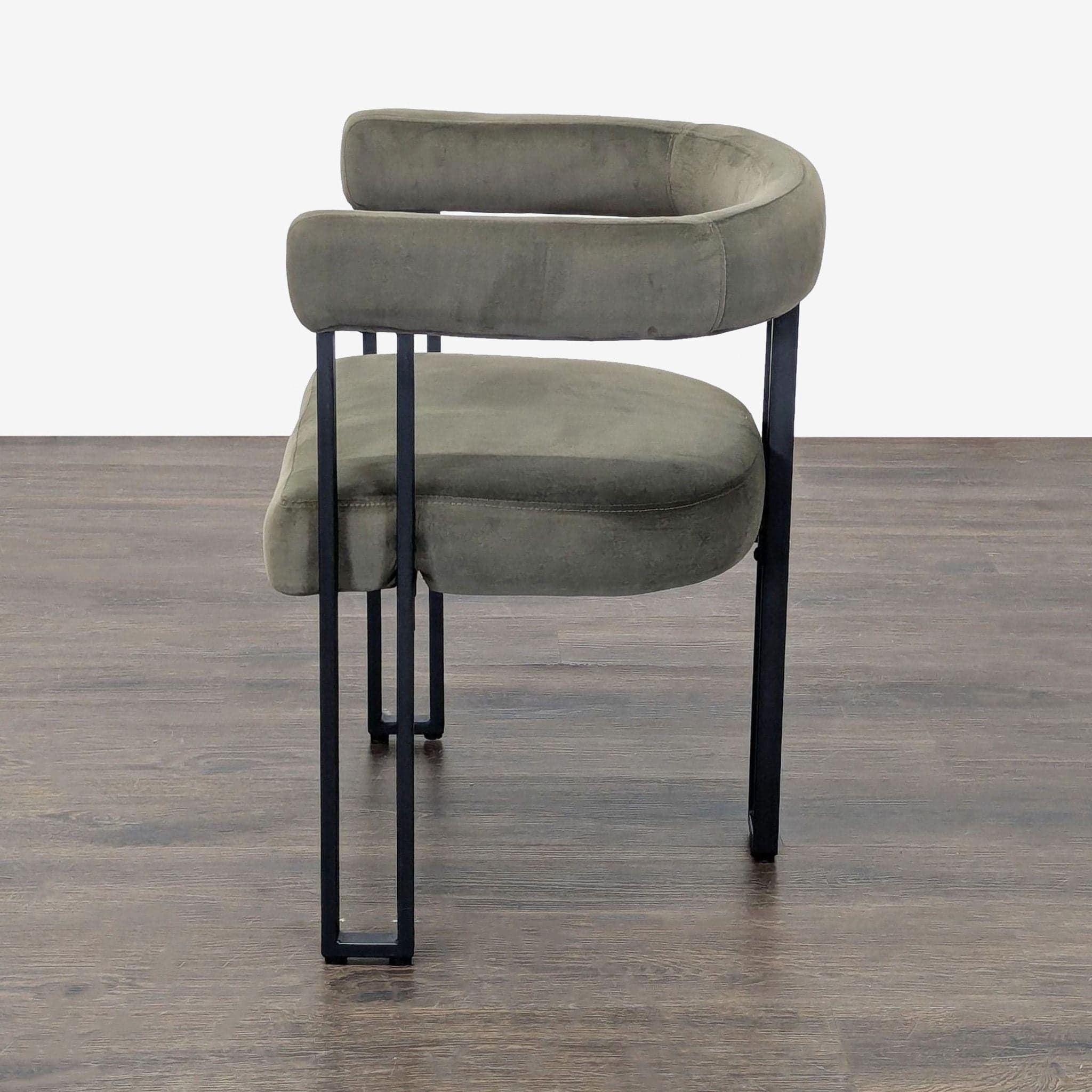 Velvet Upholstered Dining Armchair - Thumbnail 3