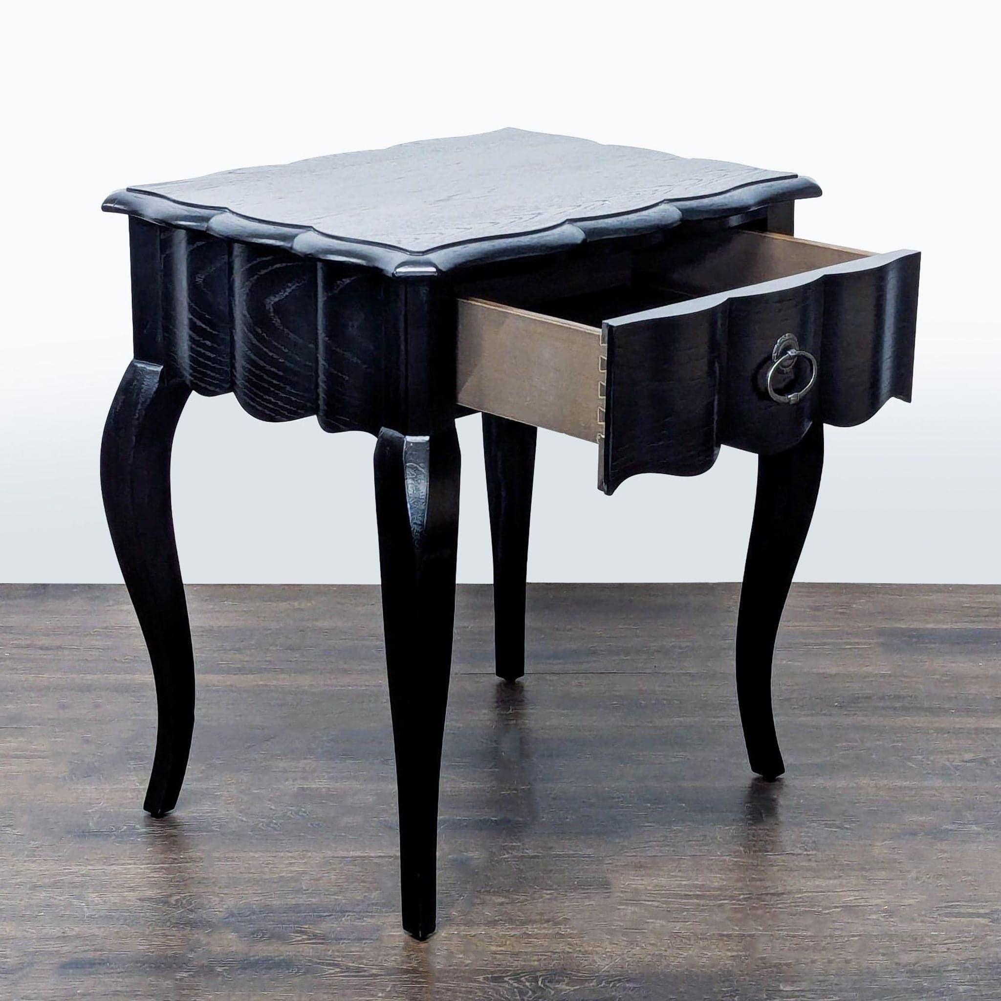 Bernhardt One Drawer End Table - Thumbnail 2
