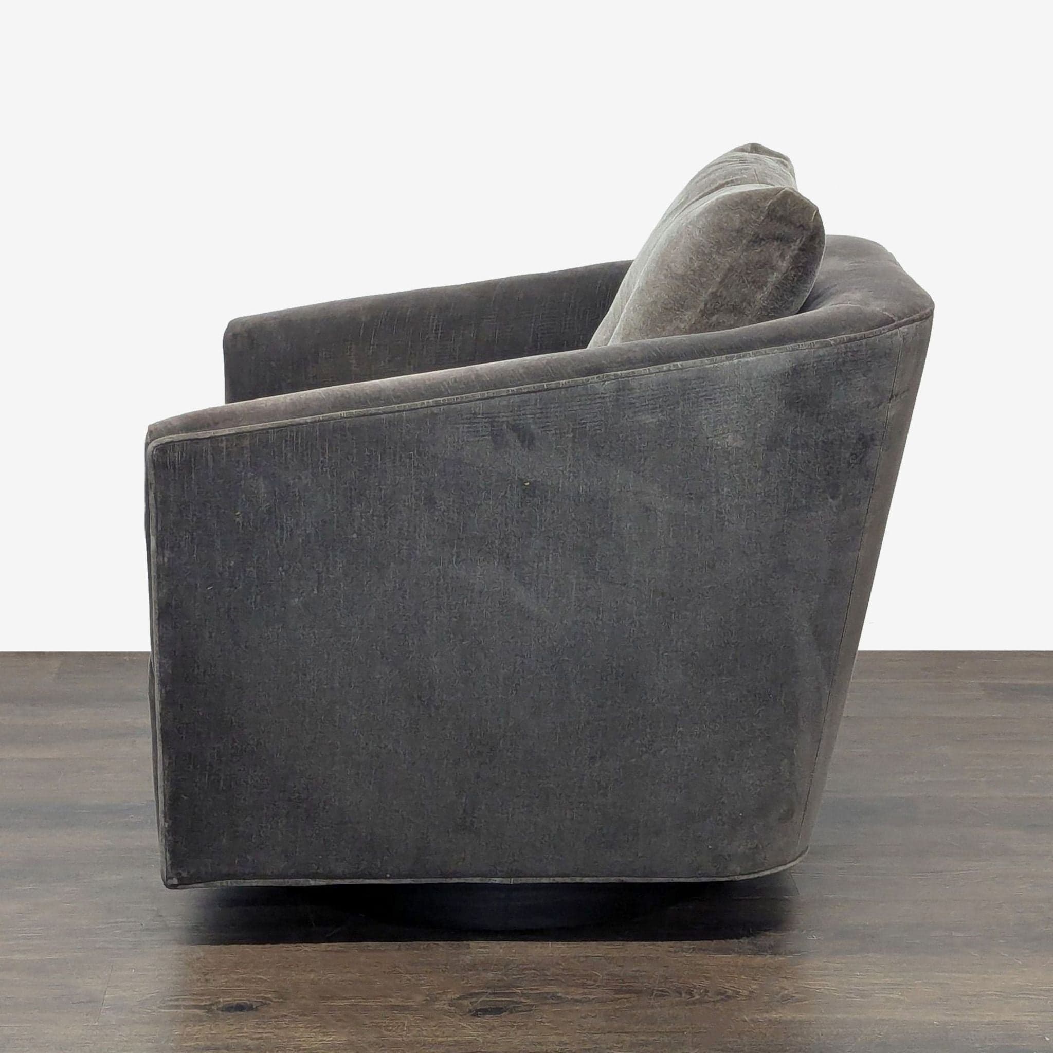 Fairfield Chair Co. Coco Grande Modern Gray Swivel Lounge Chair - Thumbnail 3