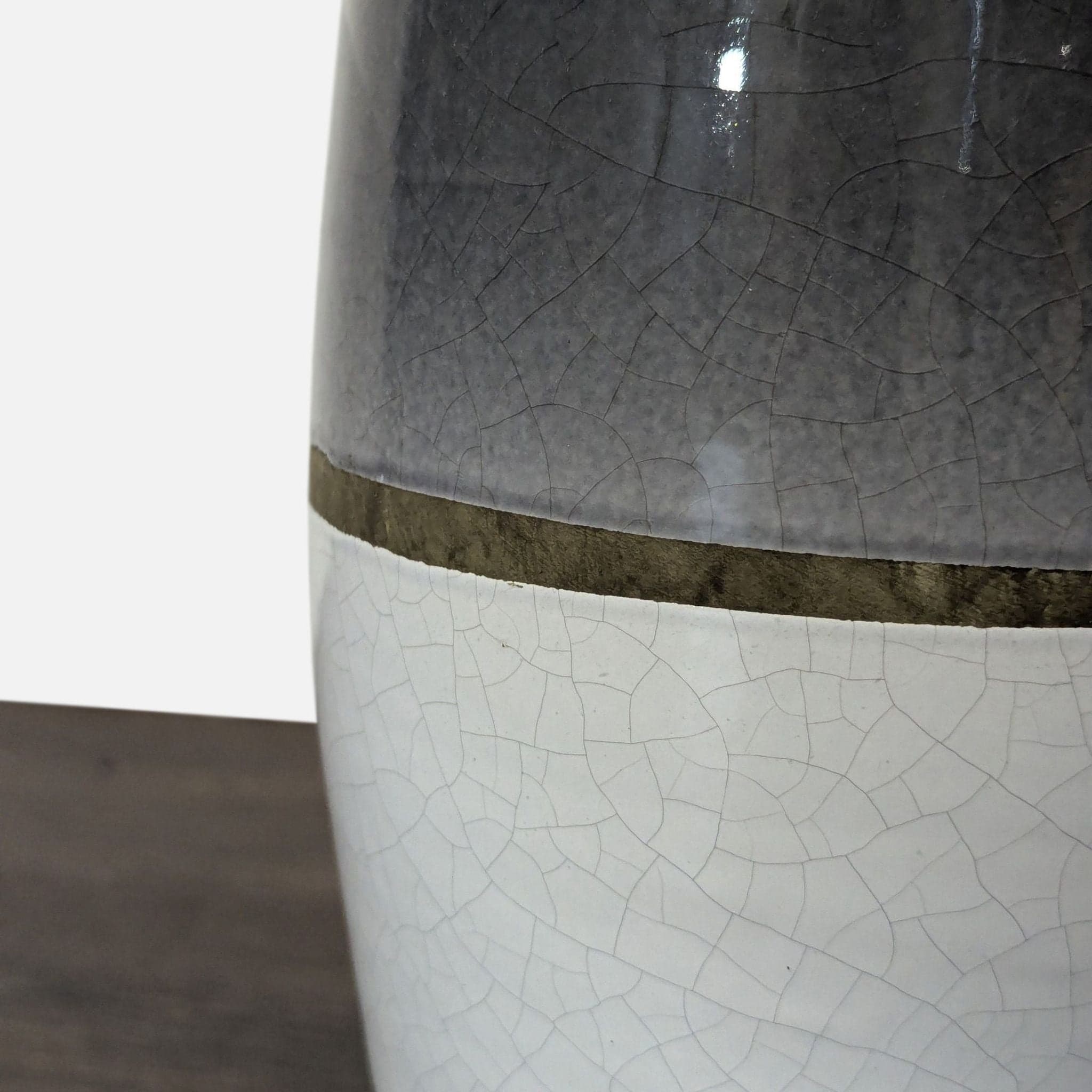 Currey & Company Modern Ceramic Table Lamp with Drum Shade - Thumbnail 3