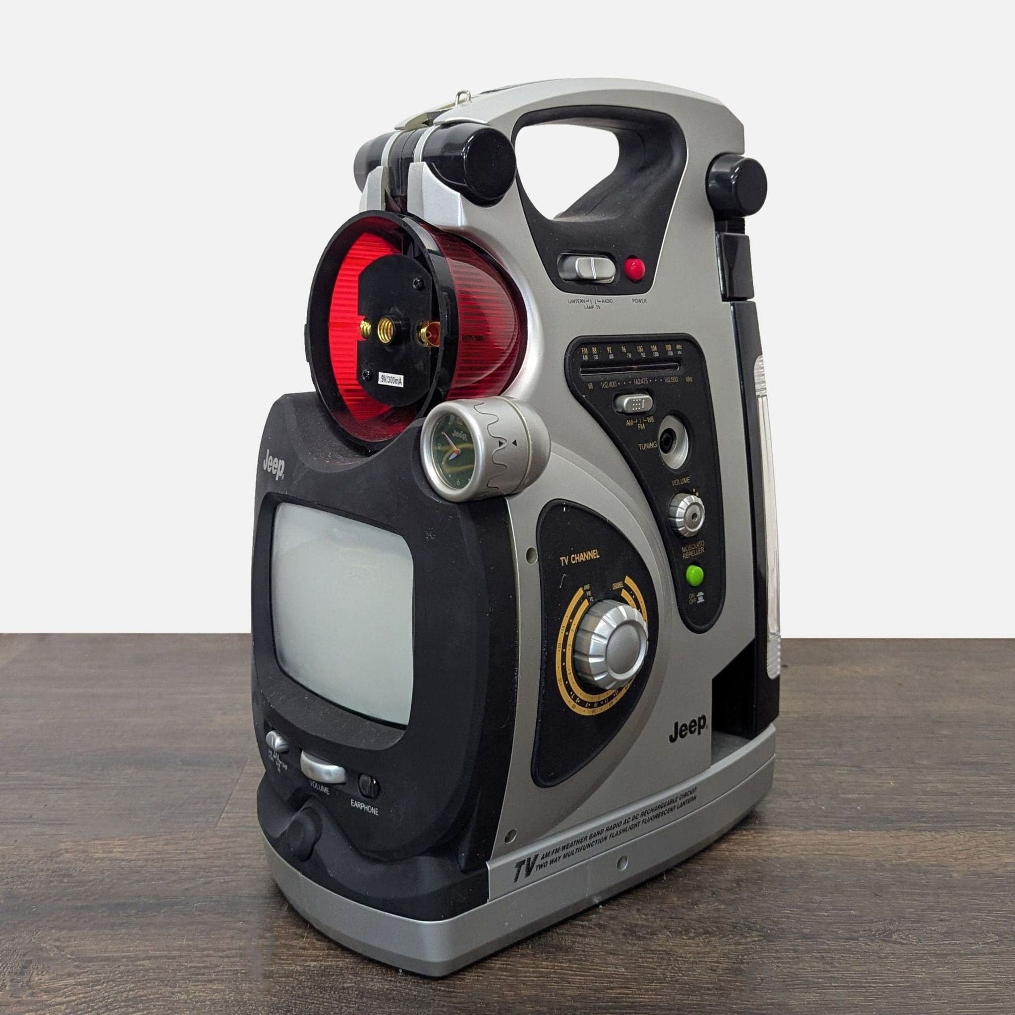 Jeep Multi-Function Emergency Radio, Lantern, and TV Portable Tool - Thumbnail 11