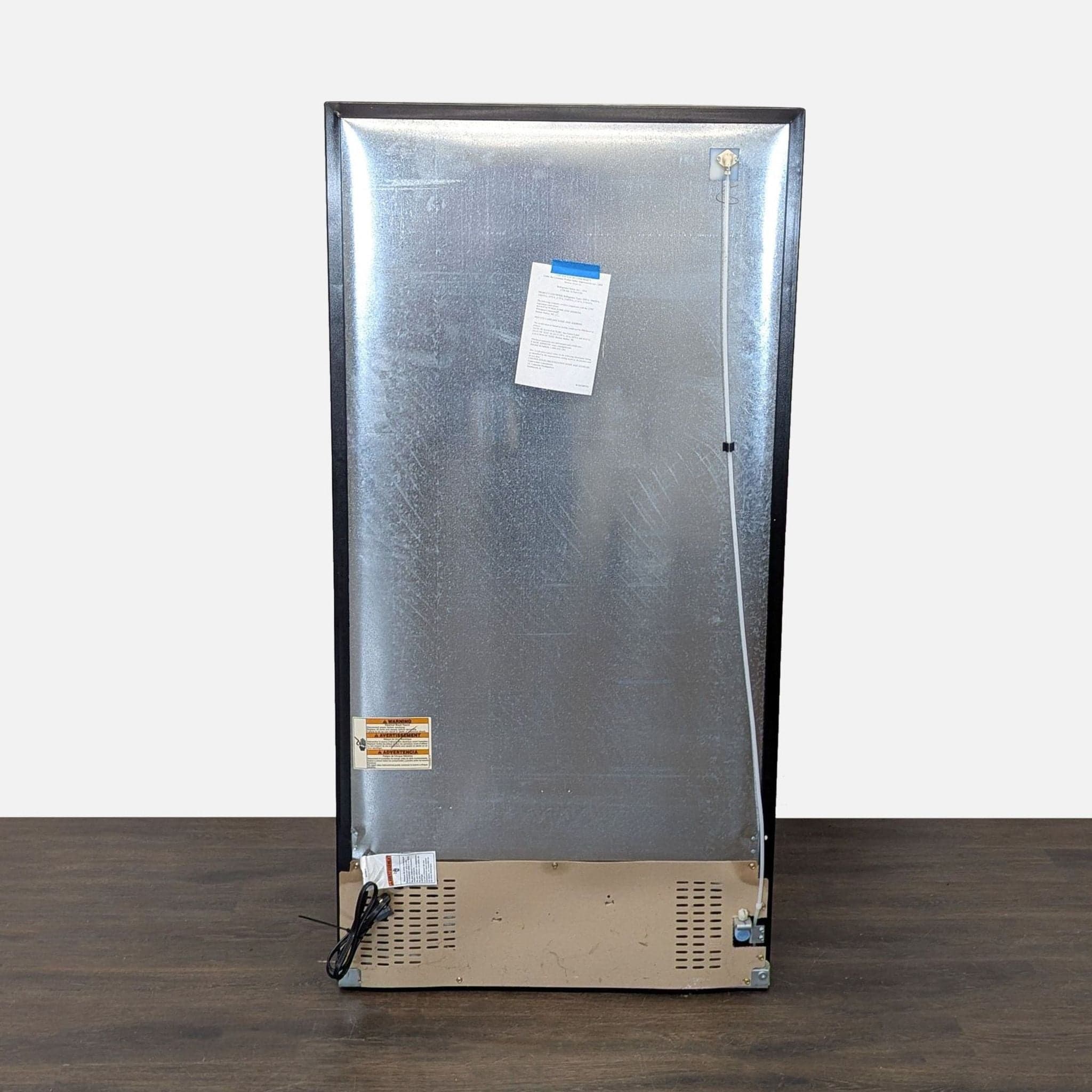 Whirlpool Black Top Freezer Refrigerator - Reliable and Spacious - Thumbnail 12