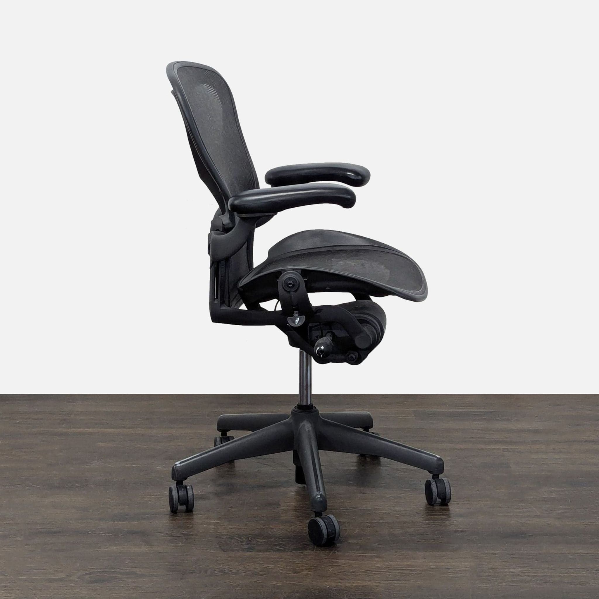 Herman Miller Aeron Size B Ergonomic Office Chair - Adjustable, Black Mesh - Thumbnail 2
