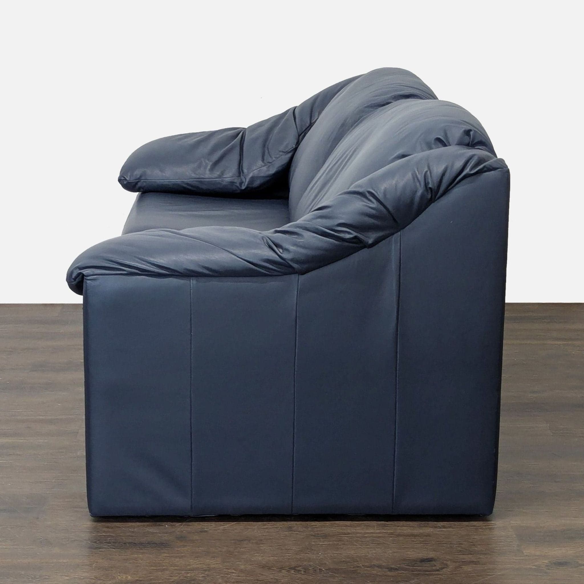 Krause's Blue Leather Sleeper Sofa with Pull-Out Mattress - Thumbnail 6