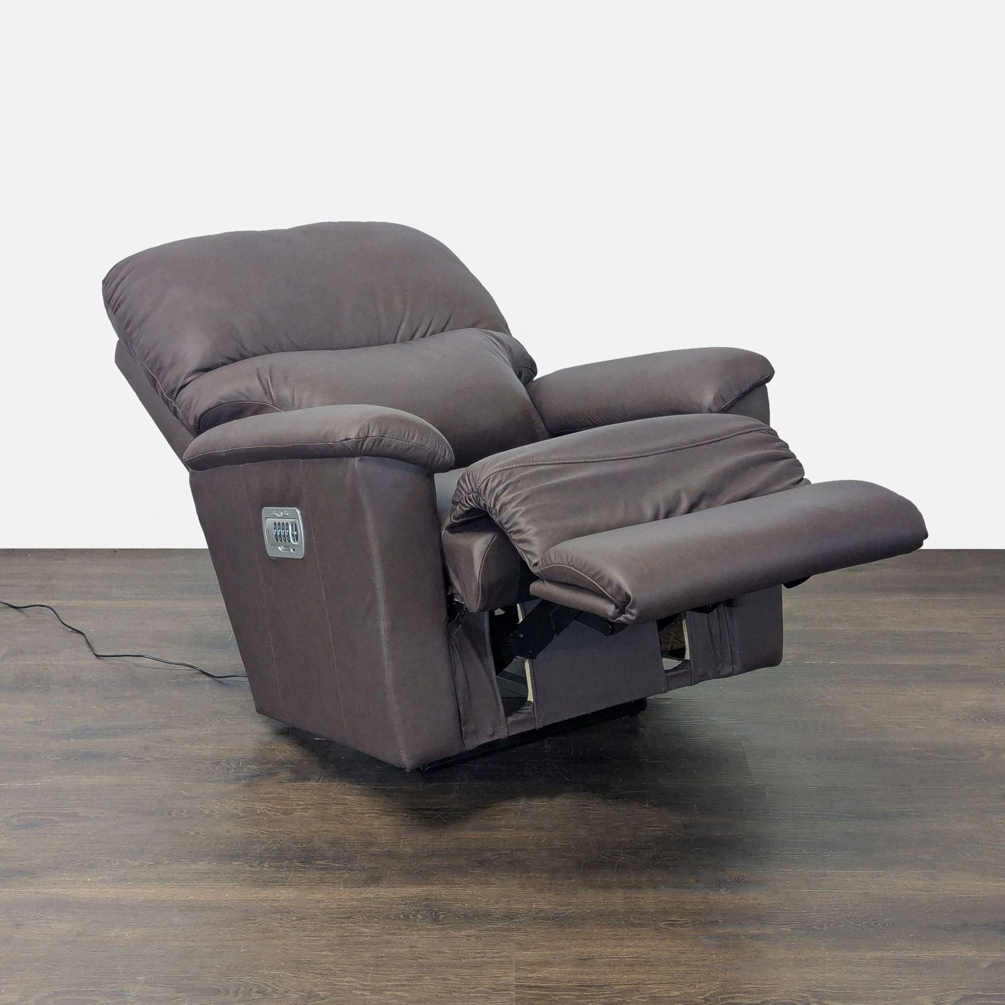 La-Z-Boy Pinnacle Brown Power Recliner Lounge Chair – Plush Comfort - Thumbnail 2