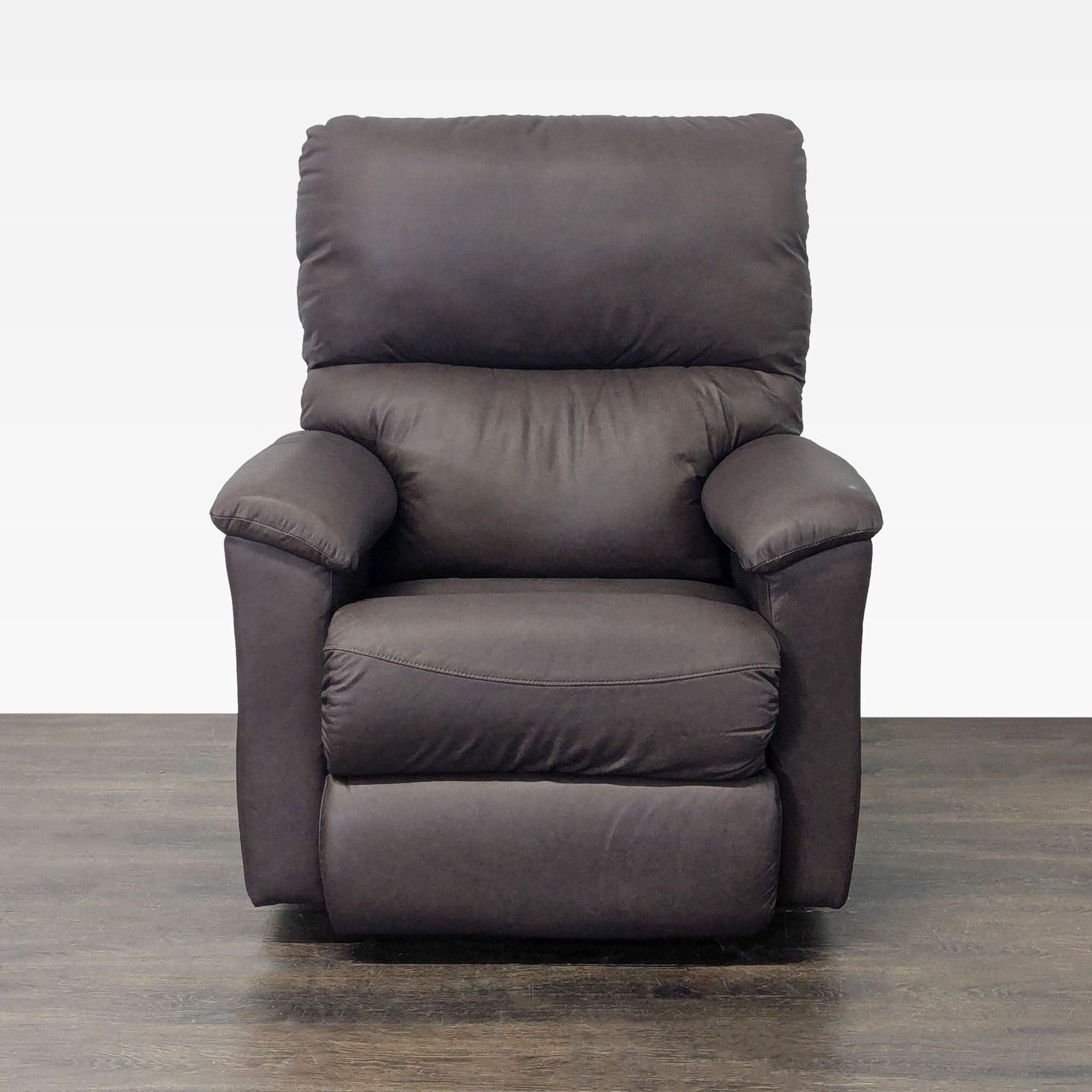 La-Z-Boy Pinnacle Brown Power Recliner Lounge Chair – Plush Comfort
