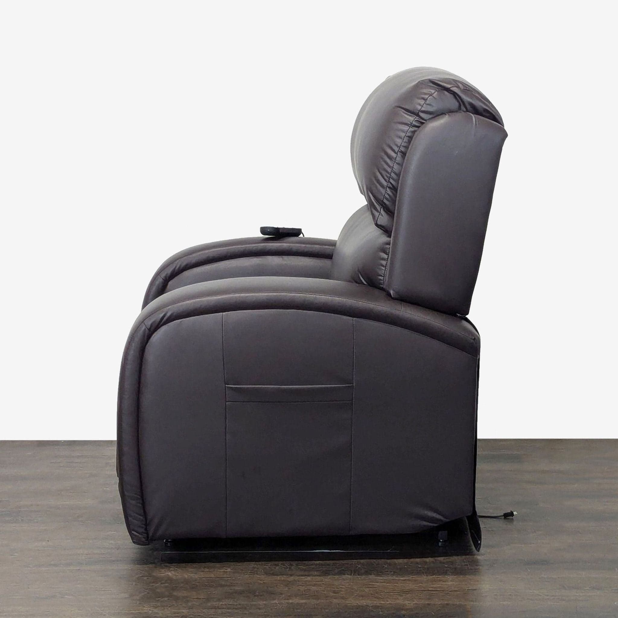 Golden Technologies EZ Sleeper Lift Recliner with Twilight - Thumbnail 5
