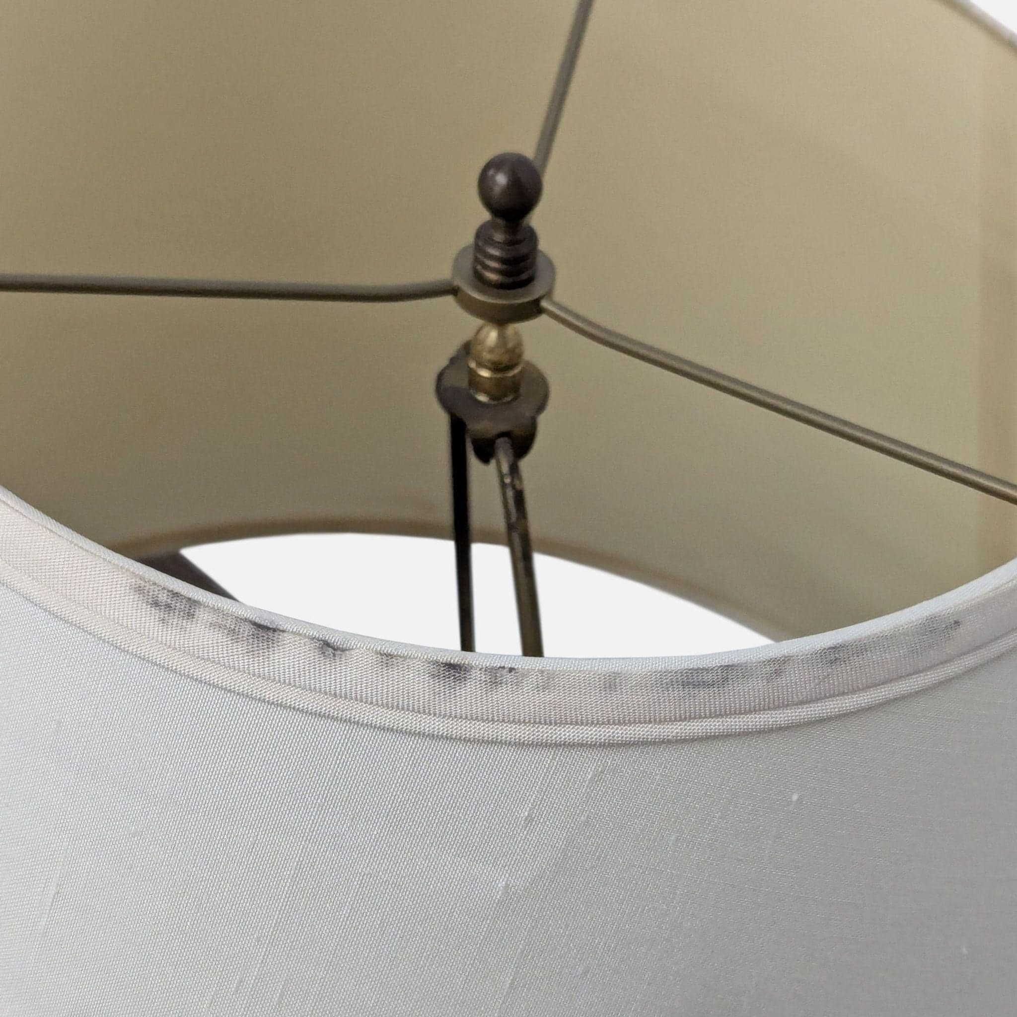 Elegant Black and Gold Floral Table Lamp with Classic Shade - Thumbnail 9