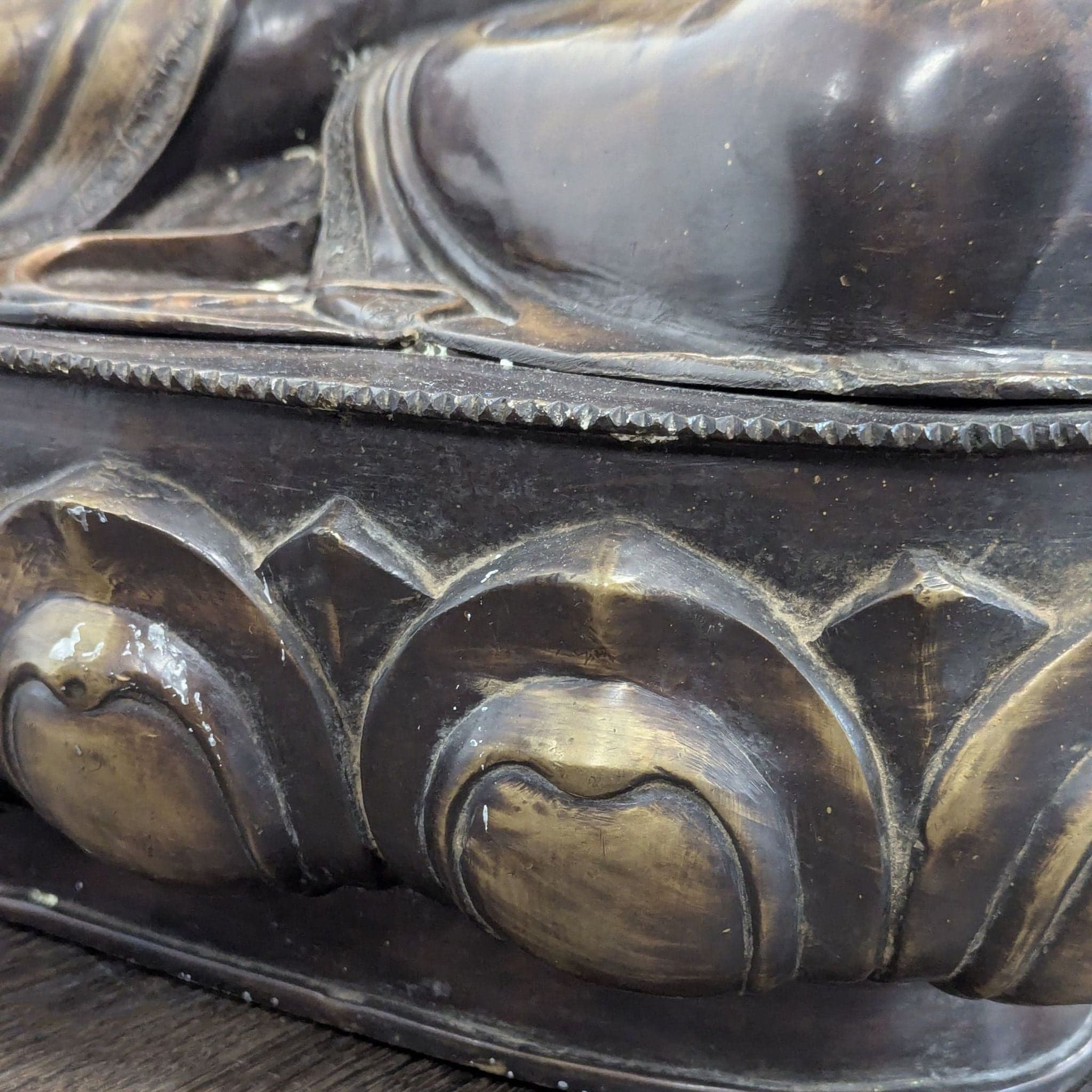Vintage Bronze Sitting Buddha Sculpture with Yellow Bead Necklace - Thumbnail 6
