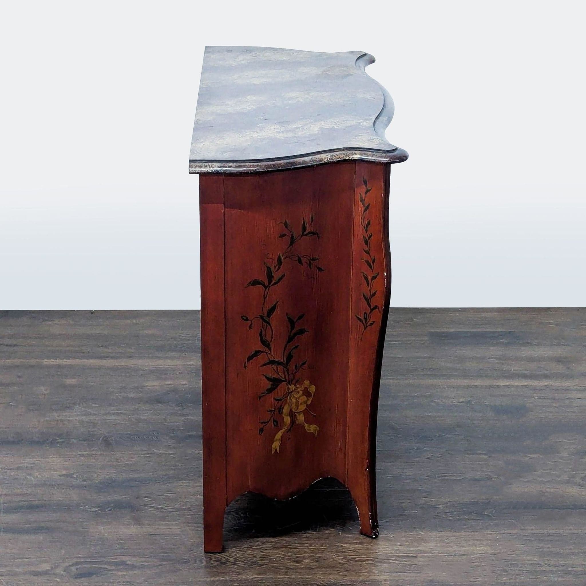 Drexel Heritage Hand-Painted 3-Drawer Vintage Dresser - Thumbnail 4