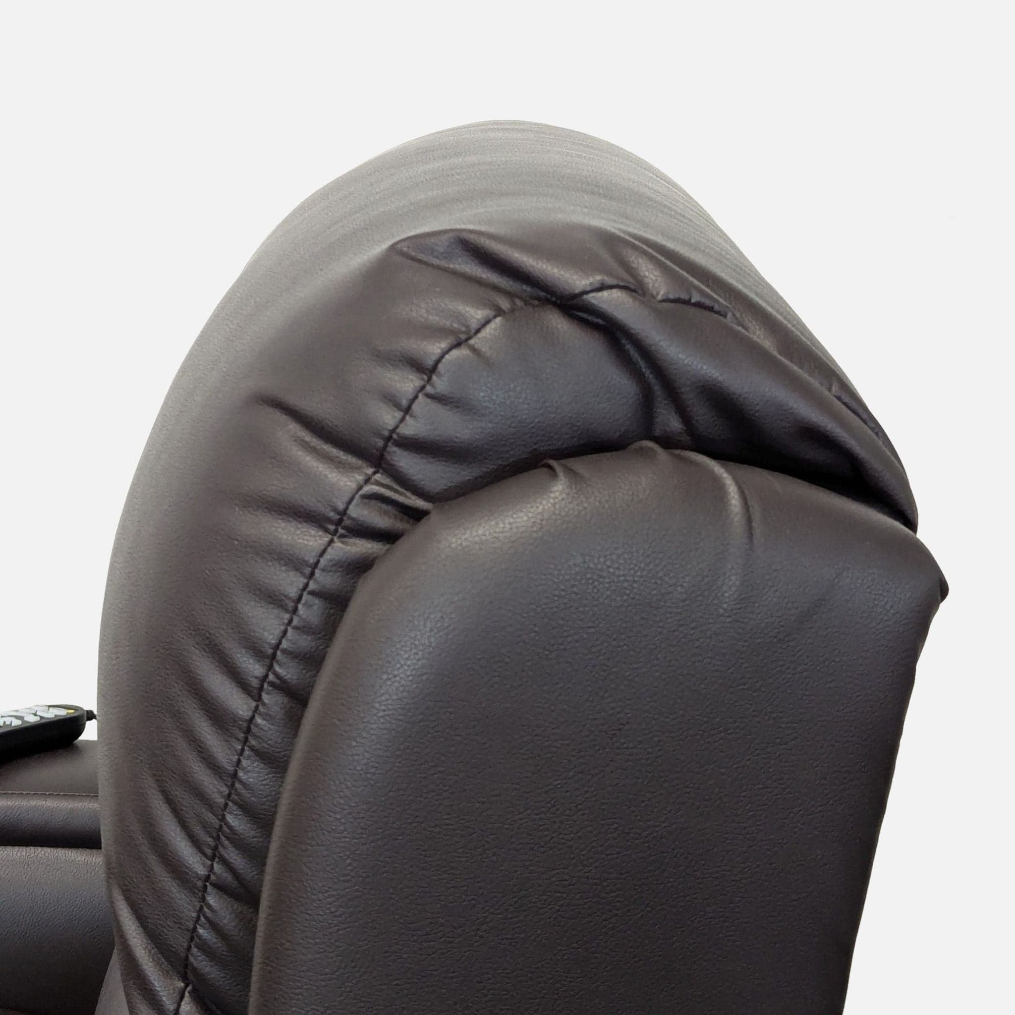 Golden Technologies EZ Sleeper Lift Recliner with Twilight - Thumbnail 10