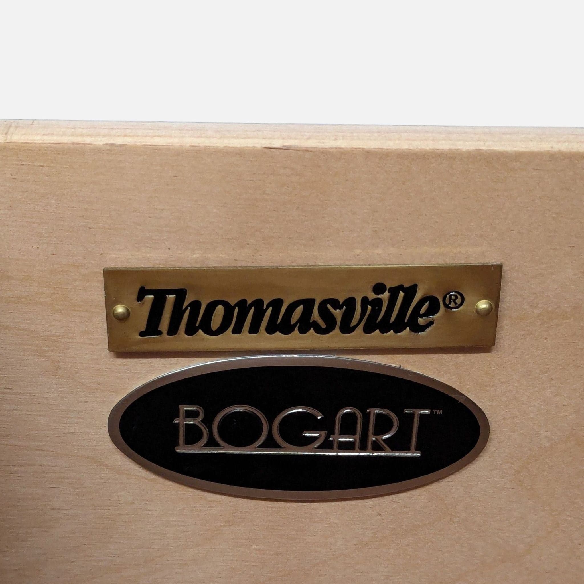 Thomasville Bow Front Burl Veneer Sideboard Buffet - Thumbnail 8