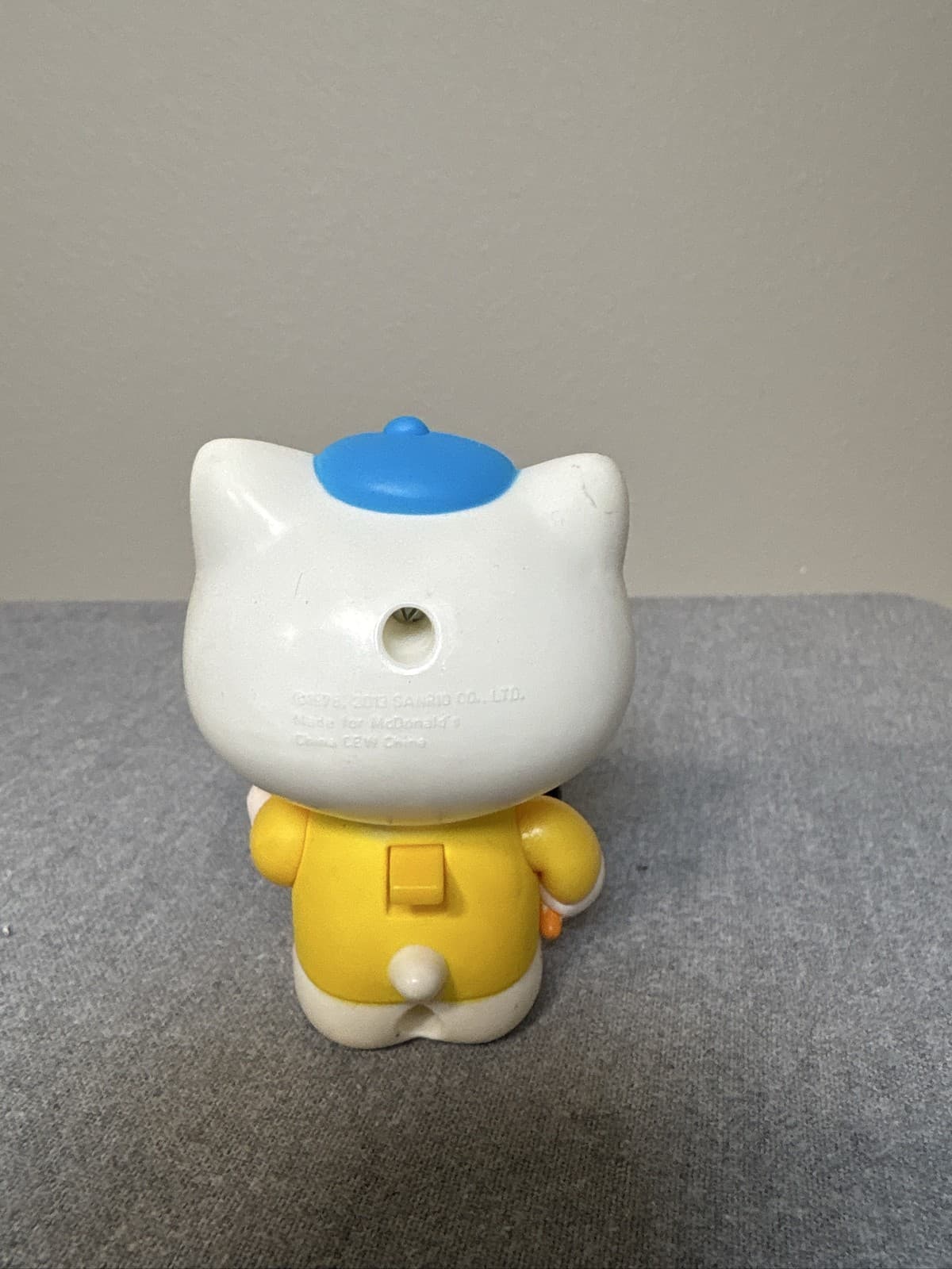 Hello Kitty McDonald's 2013 Painter Toy - Thumbnail 2